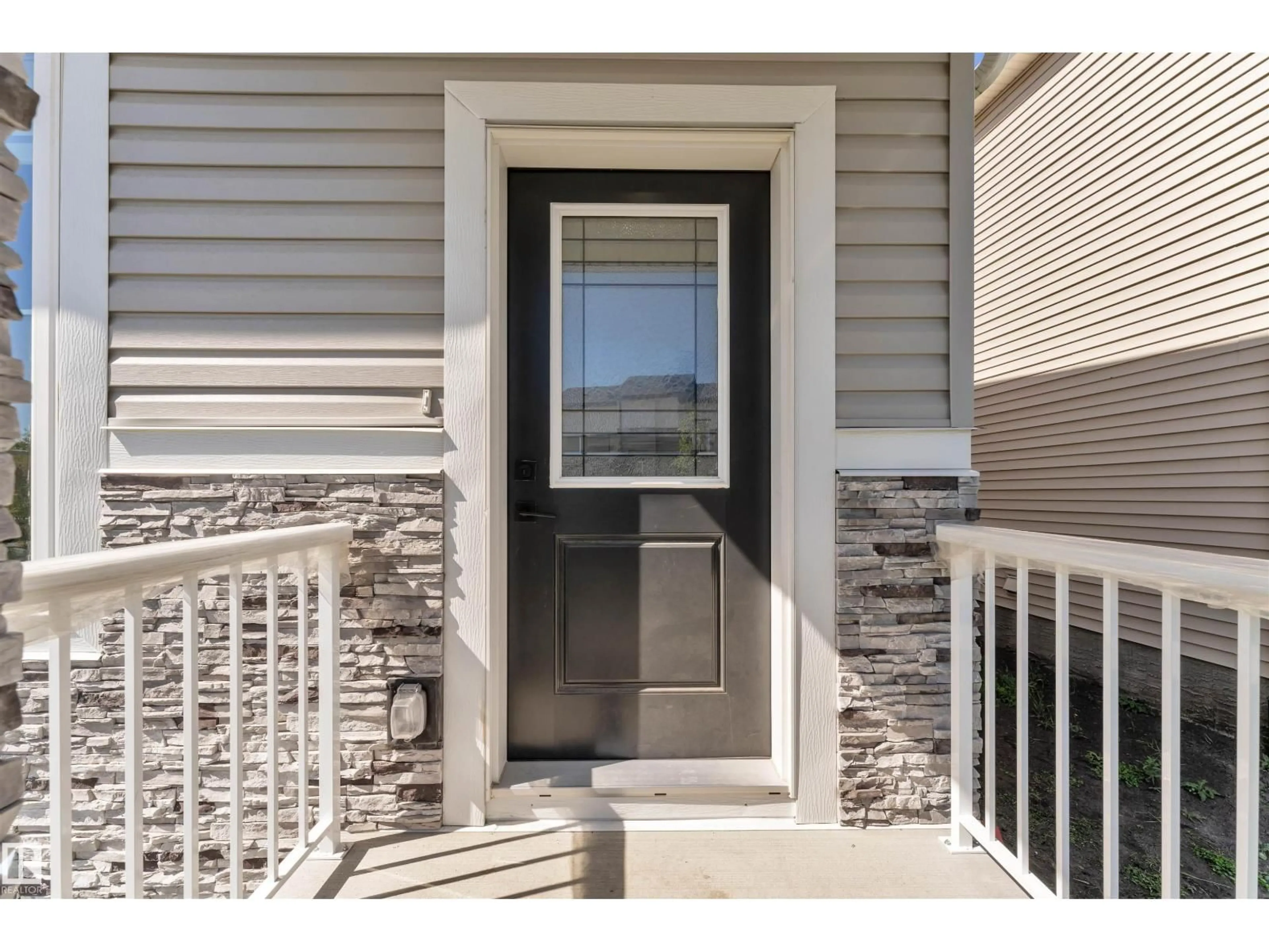 Unknown for 4409 37 ST, Beaumont Alberta T4X3A7