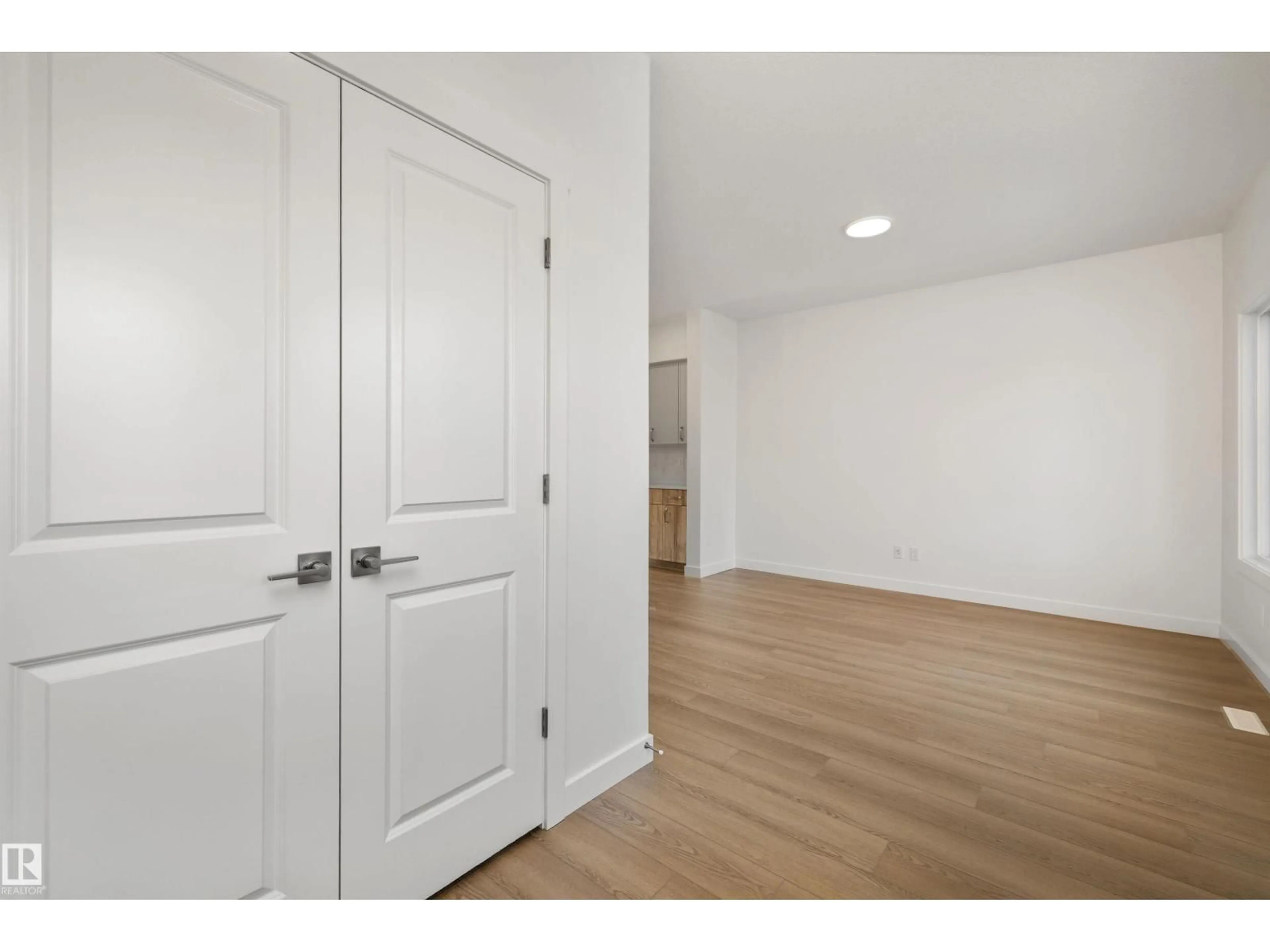 Indoor entryway for 18859 29 AV, Edmonton Alberta T6M3C5