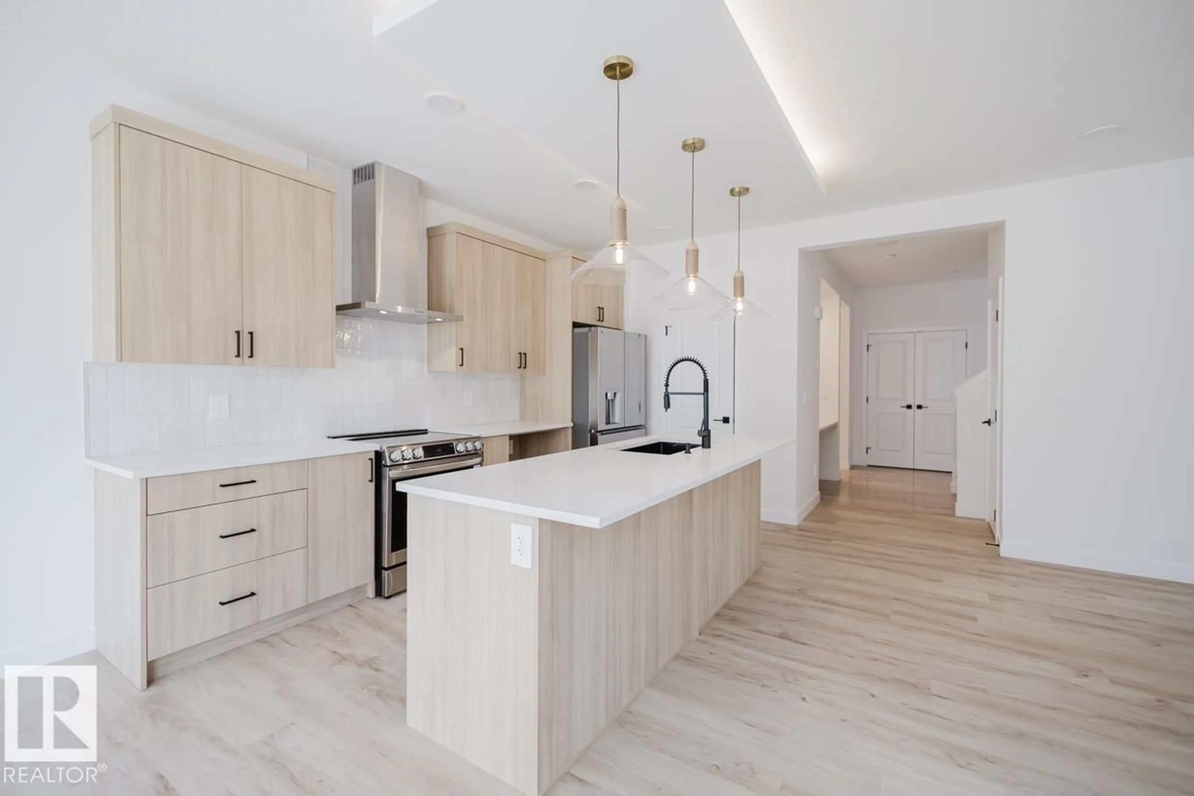 Open concept kitchen, ceramic/tile floor for 2208 CROSSBILL LI, Edmonton Alberta T5S0W3