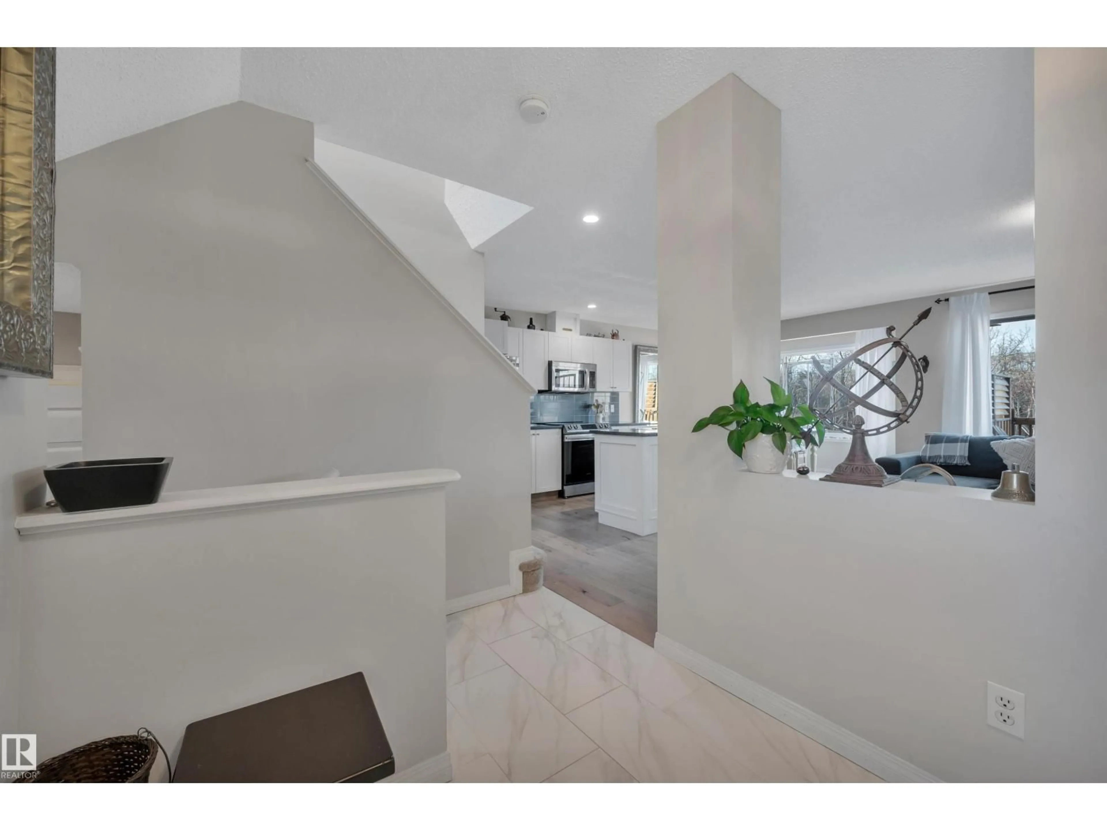 Unknown for 407 SUMMERTON CR, Sherwood Park Alberta T8H2V3