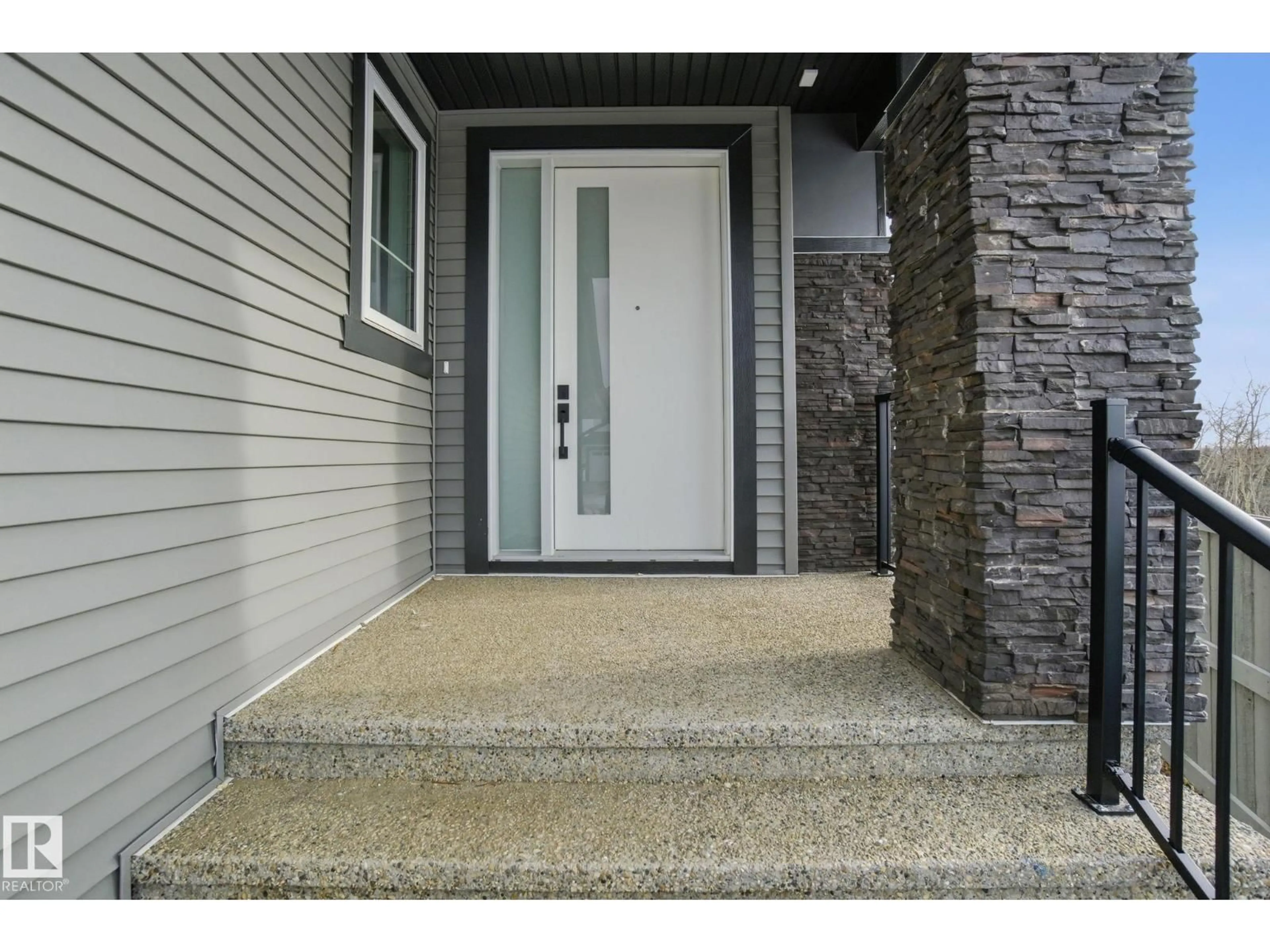 Indoor entryway for 17107 3 ST, Edmonton Alberta T5Y4G8