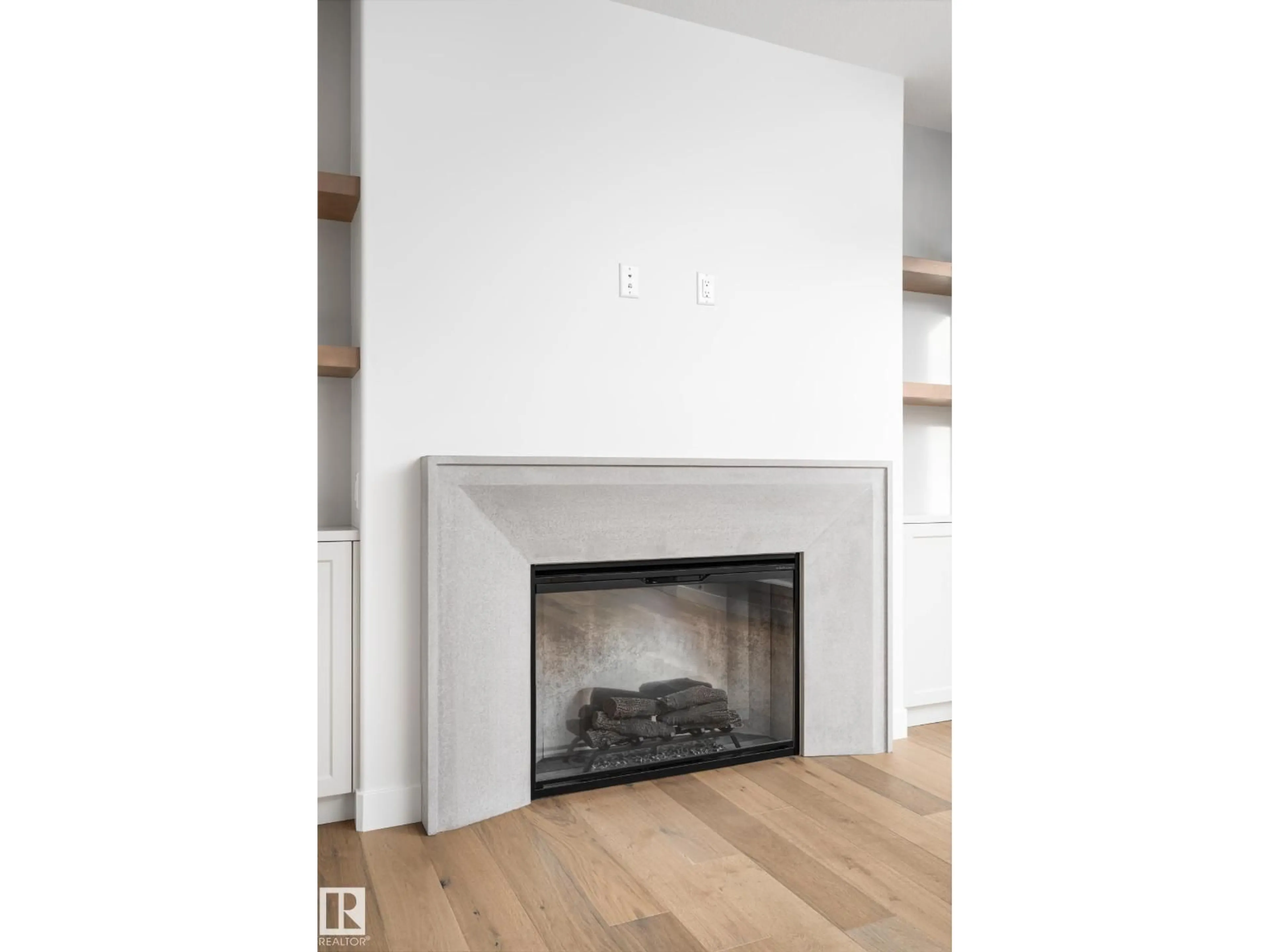 A pic of a room for 6884 KNOX LOOP SW, Edmonton Alberta T6W4R3