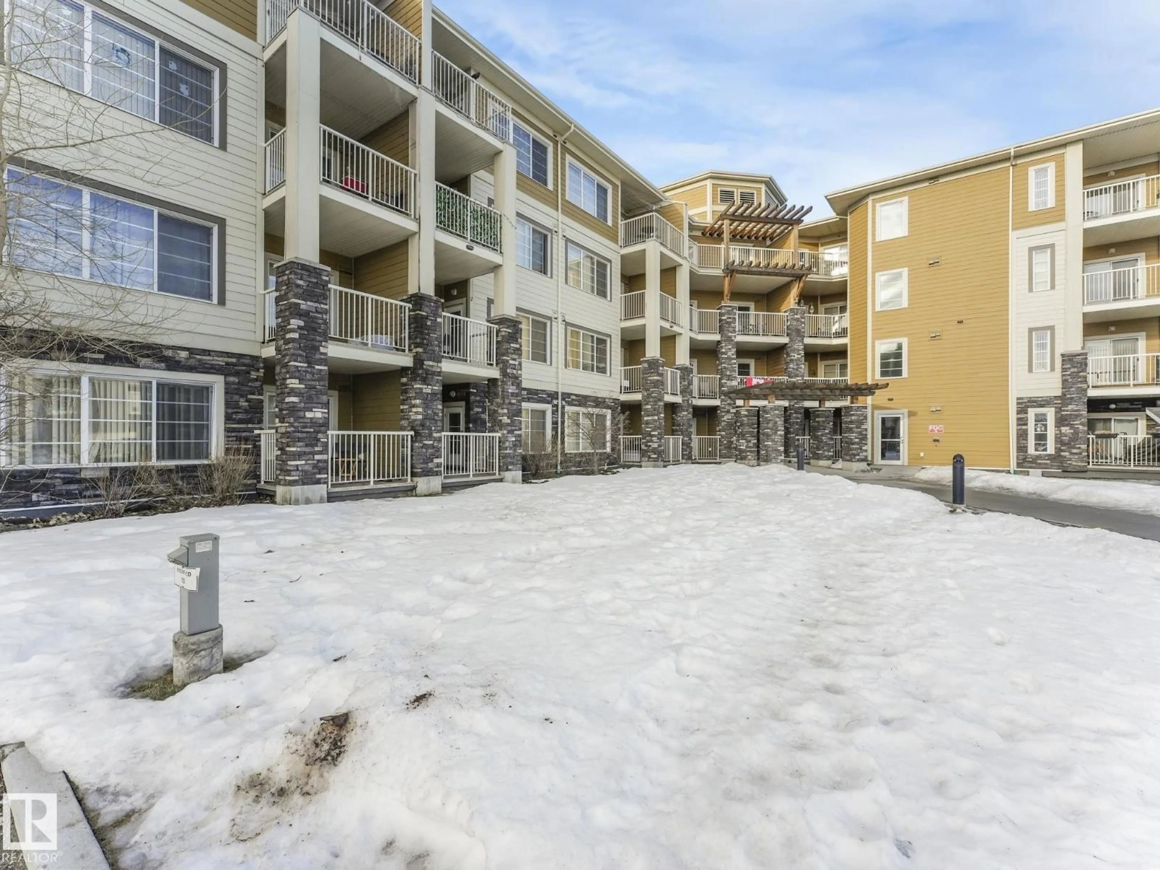 Patio, mountain view for 201 - 3670 139 AV, Edmonton Alberta T5Y3N5