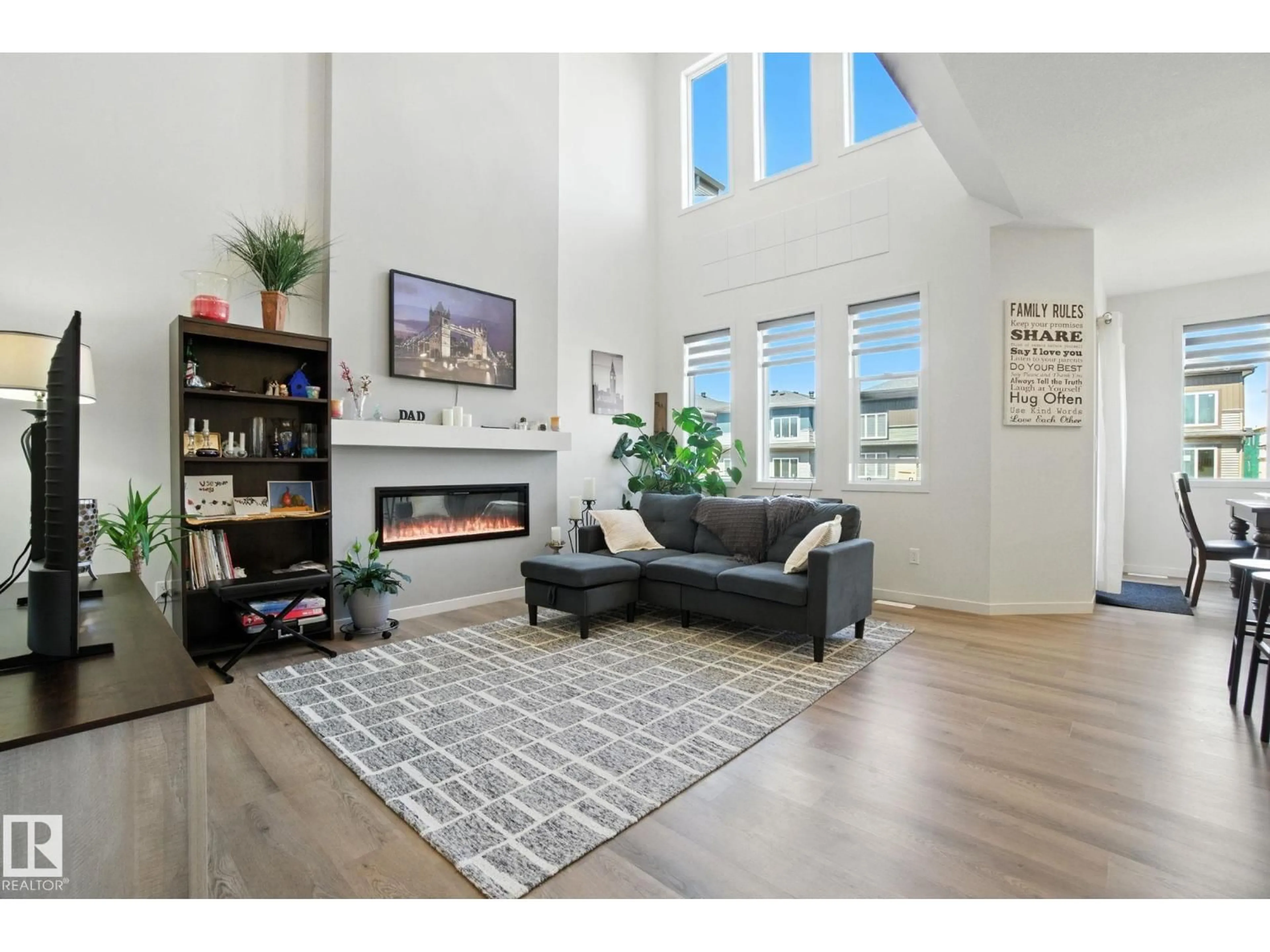 Living room with furniture, unknown for 22 KIWYCK LI, Spruce Grove Alberta T7X3G7