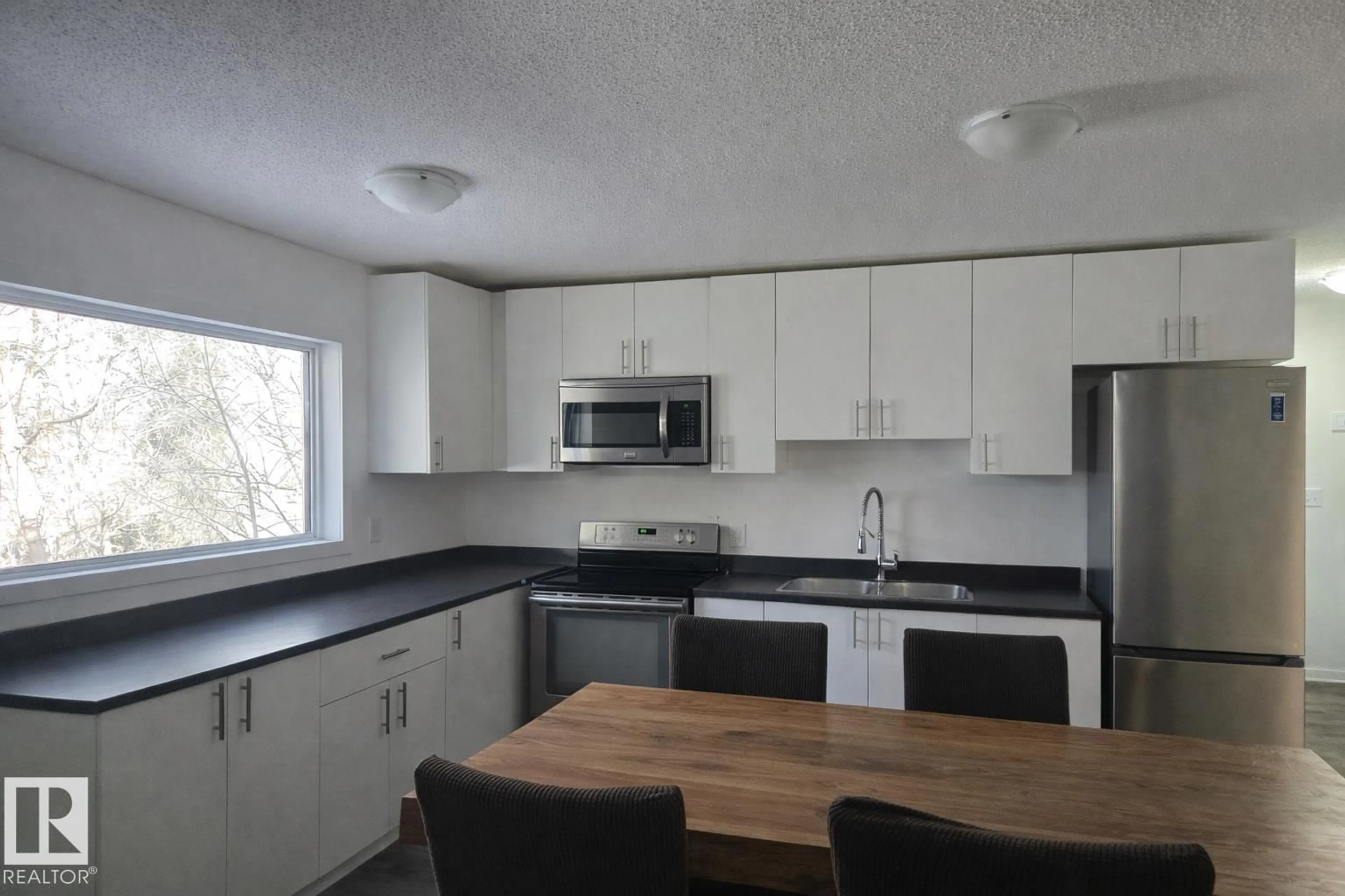 Standard kitchen, unknown for 4513 53 AV, Wetaskiwin Alberta T9A0Y3