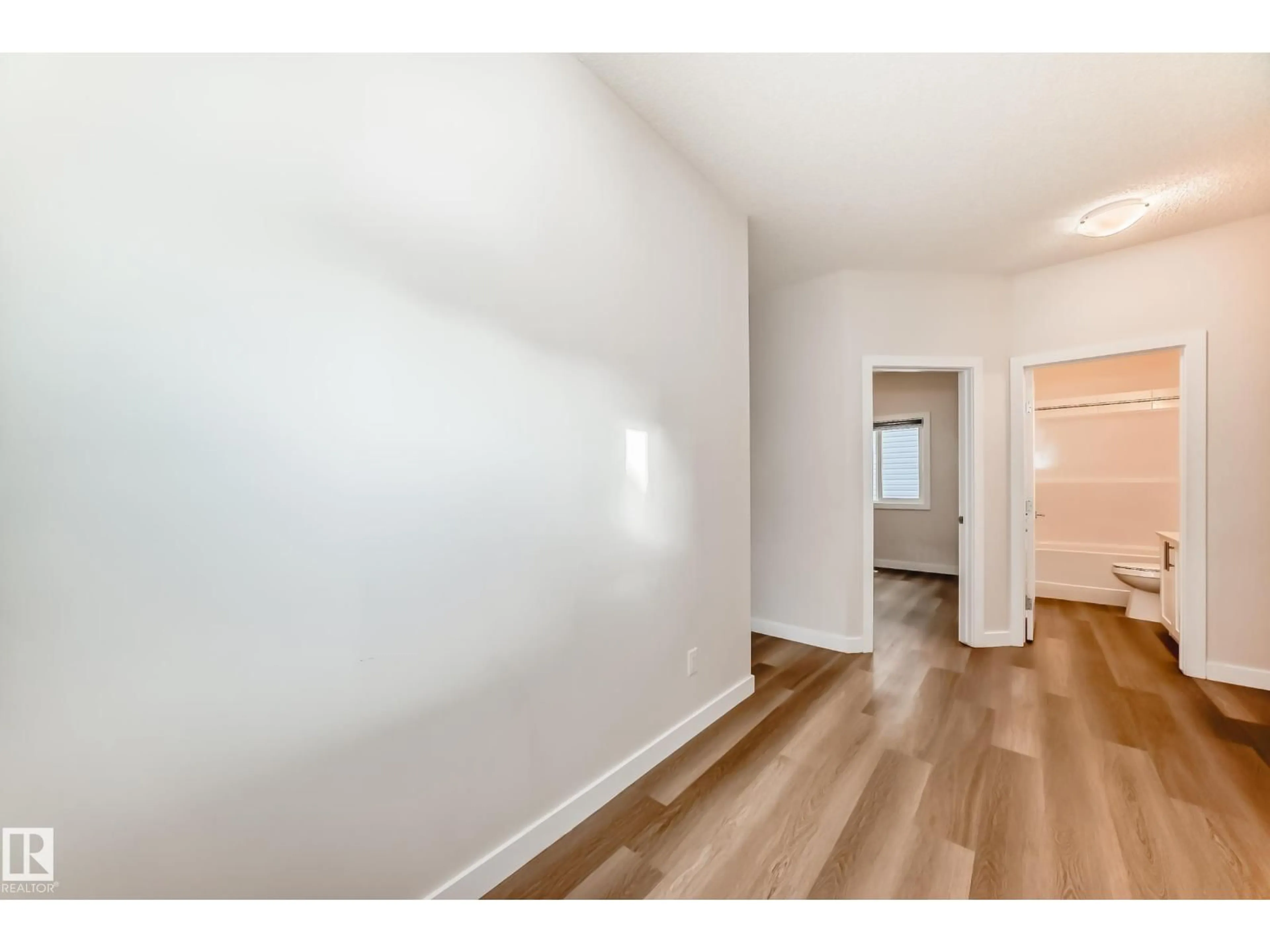 A pic of a room for 17926 62A ST, Edmonton Alberta T5Y3Z4
