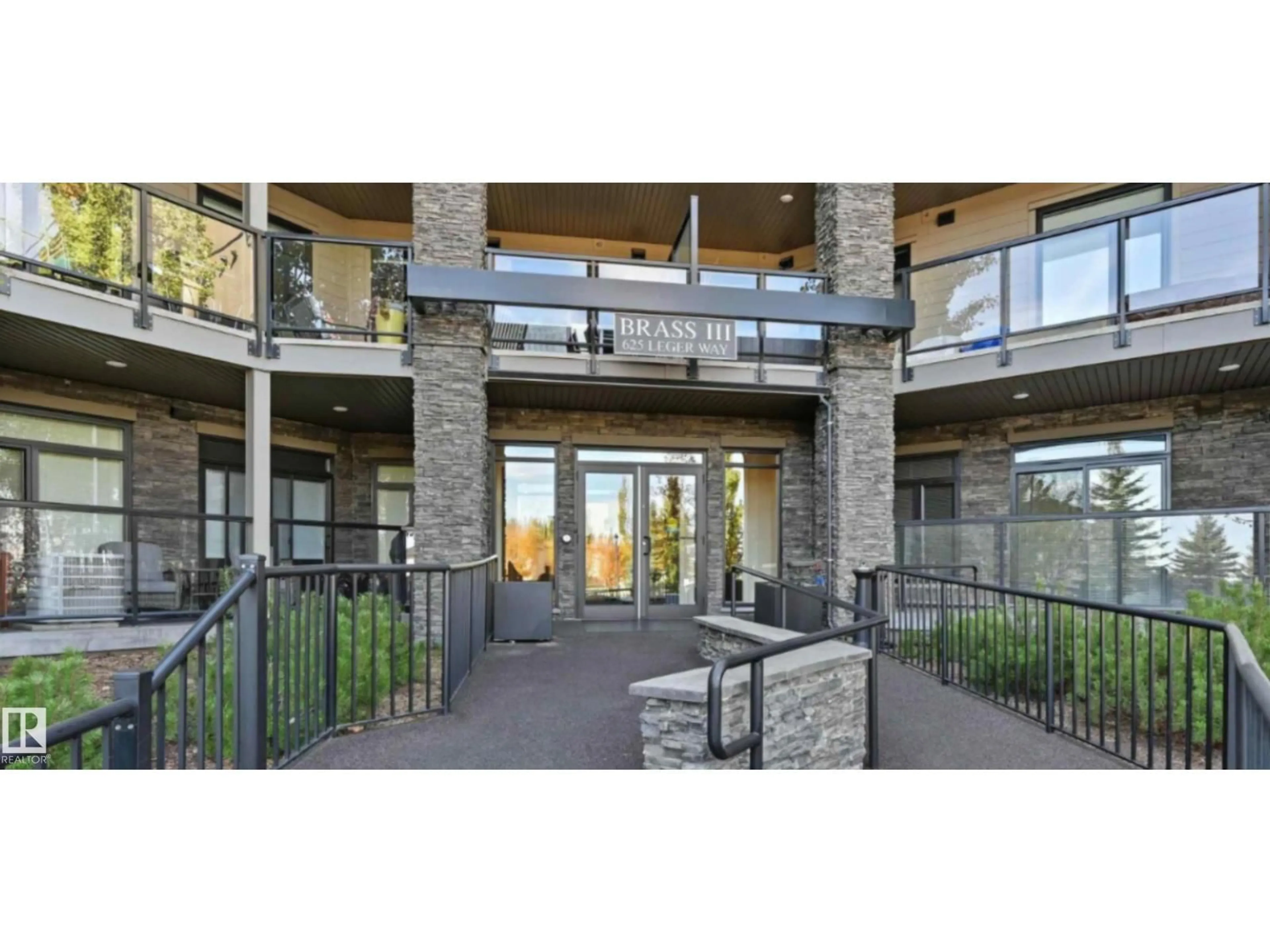 Indoor foyer for 301 - 301 LEGER WY, Edmonton Alberta T6R0W4