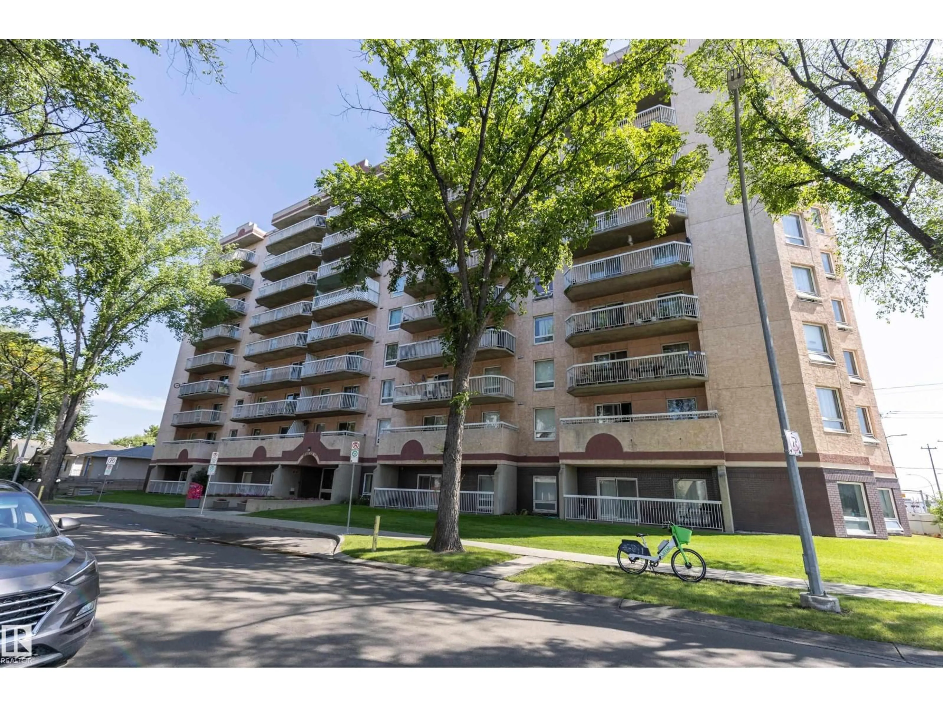 Unknown for #407 - 11211 85 ST, Edmonton Alberta T5B4T7