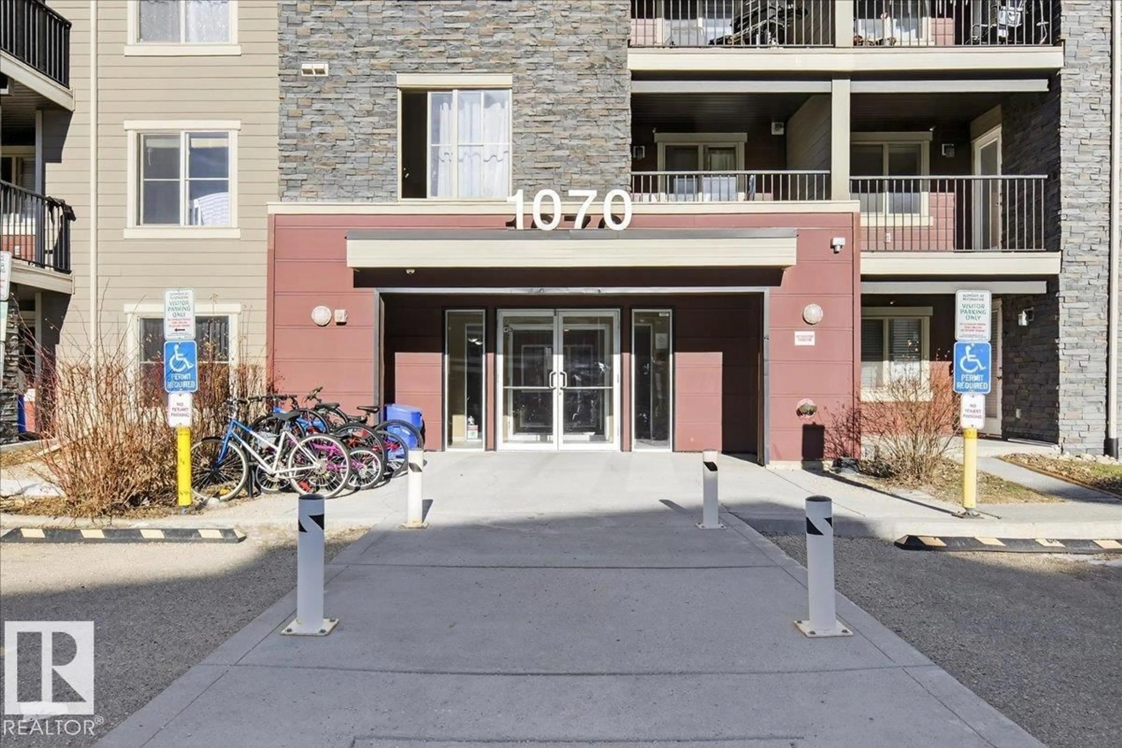 Patio, unknown for 213 - 1070 MCCONACHIE BV, Edmonton Alberta T5Y0X1