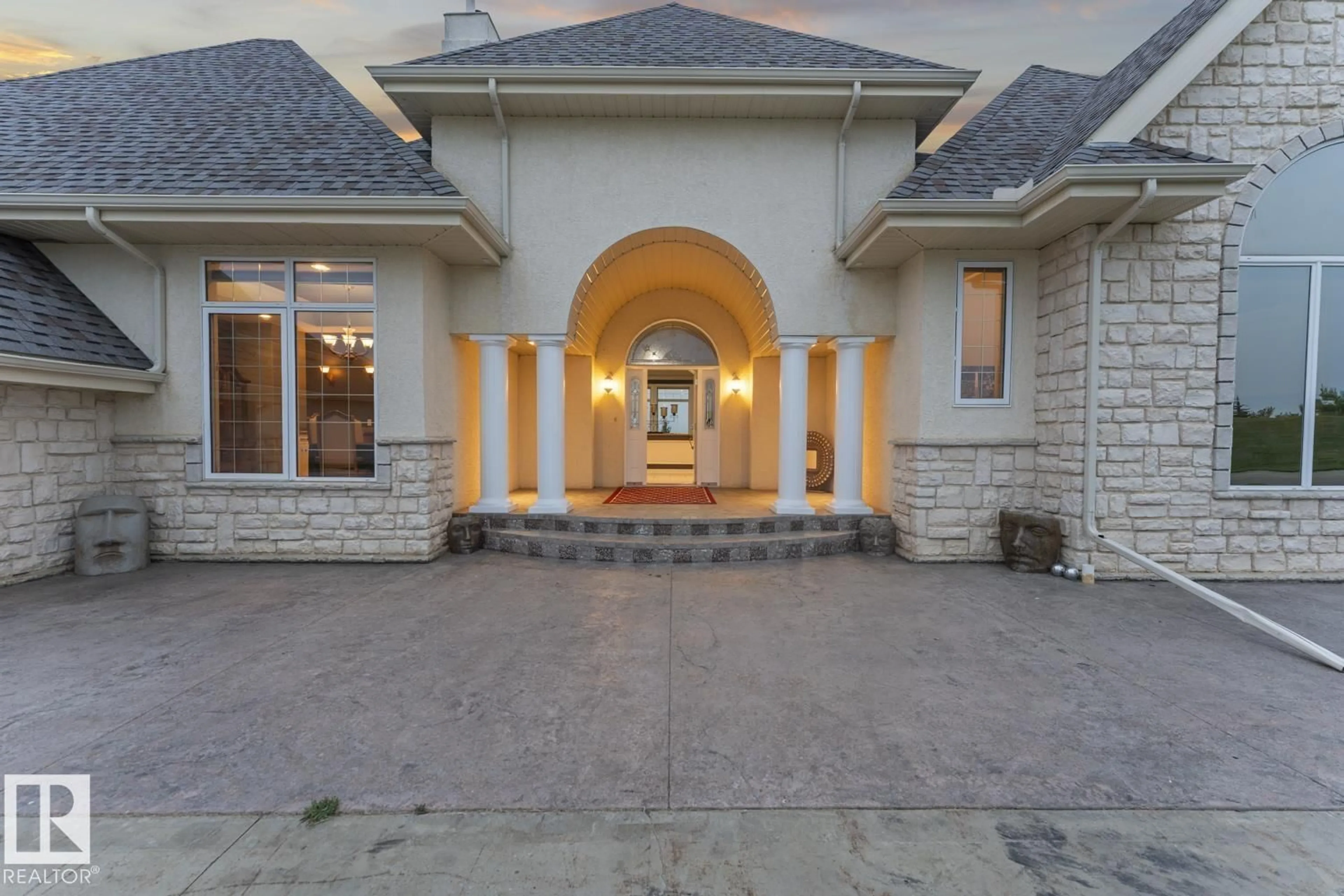 Unknown for 3006 WAYNE WY, Cold Lake Alberta T9M1P8