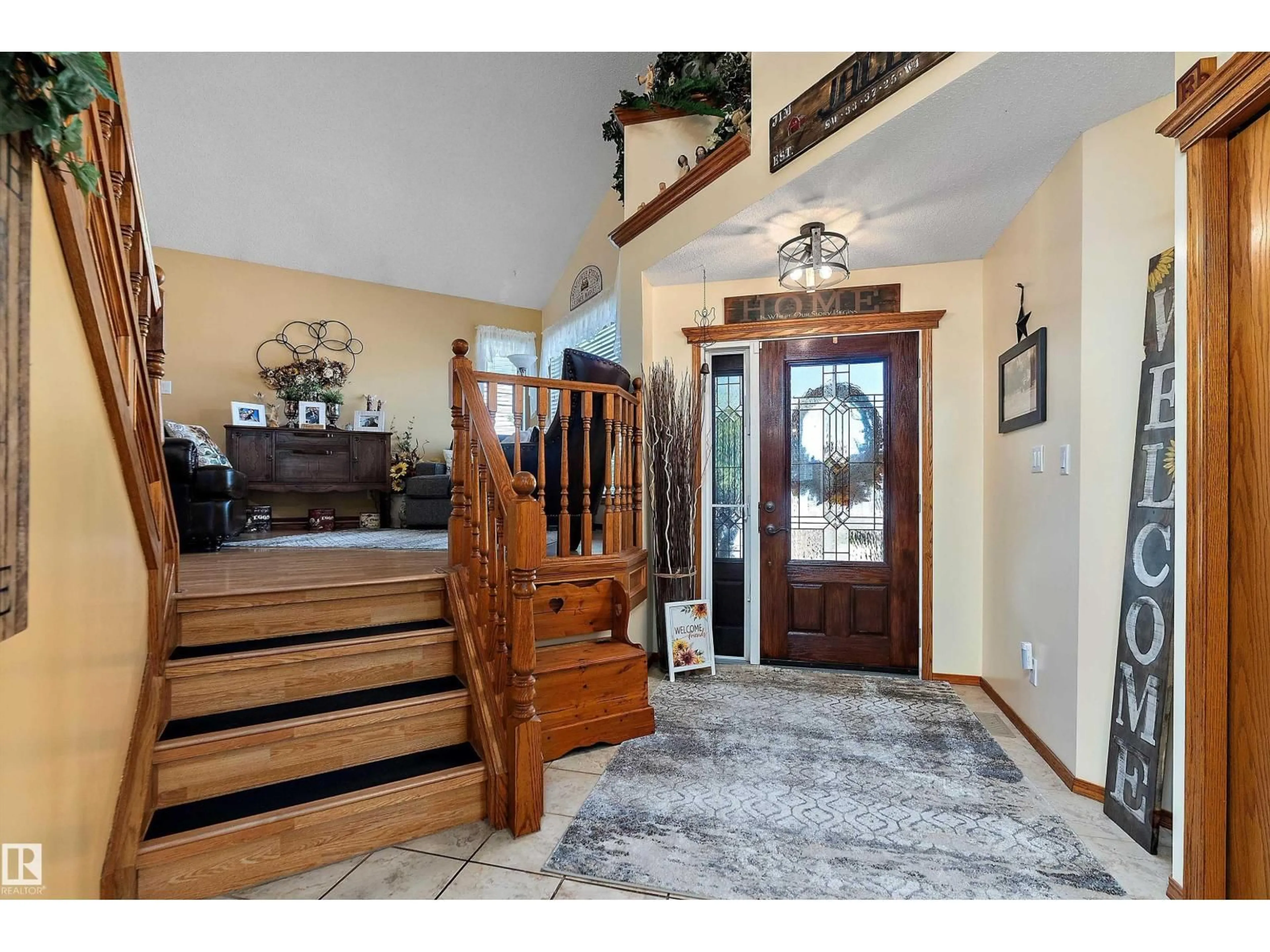 Indoor entryway for 204 WEST LIBERTY CR, Millet Alberta T0C1Z0