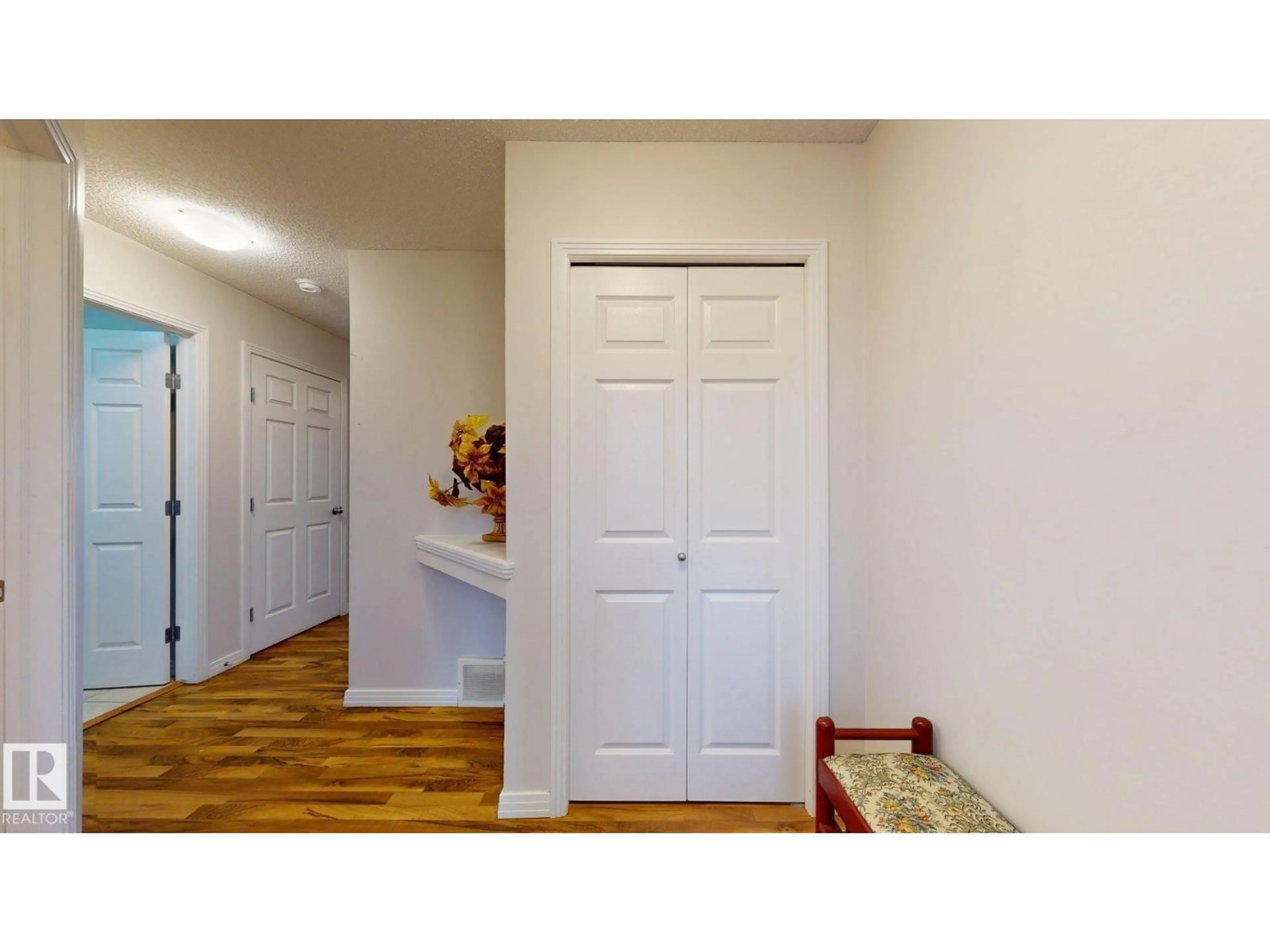 Indoor entryway for SW - 1030 177A ST, Edmonton Alberta T6W2A1