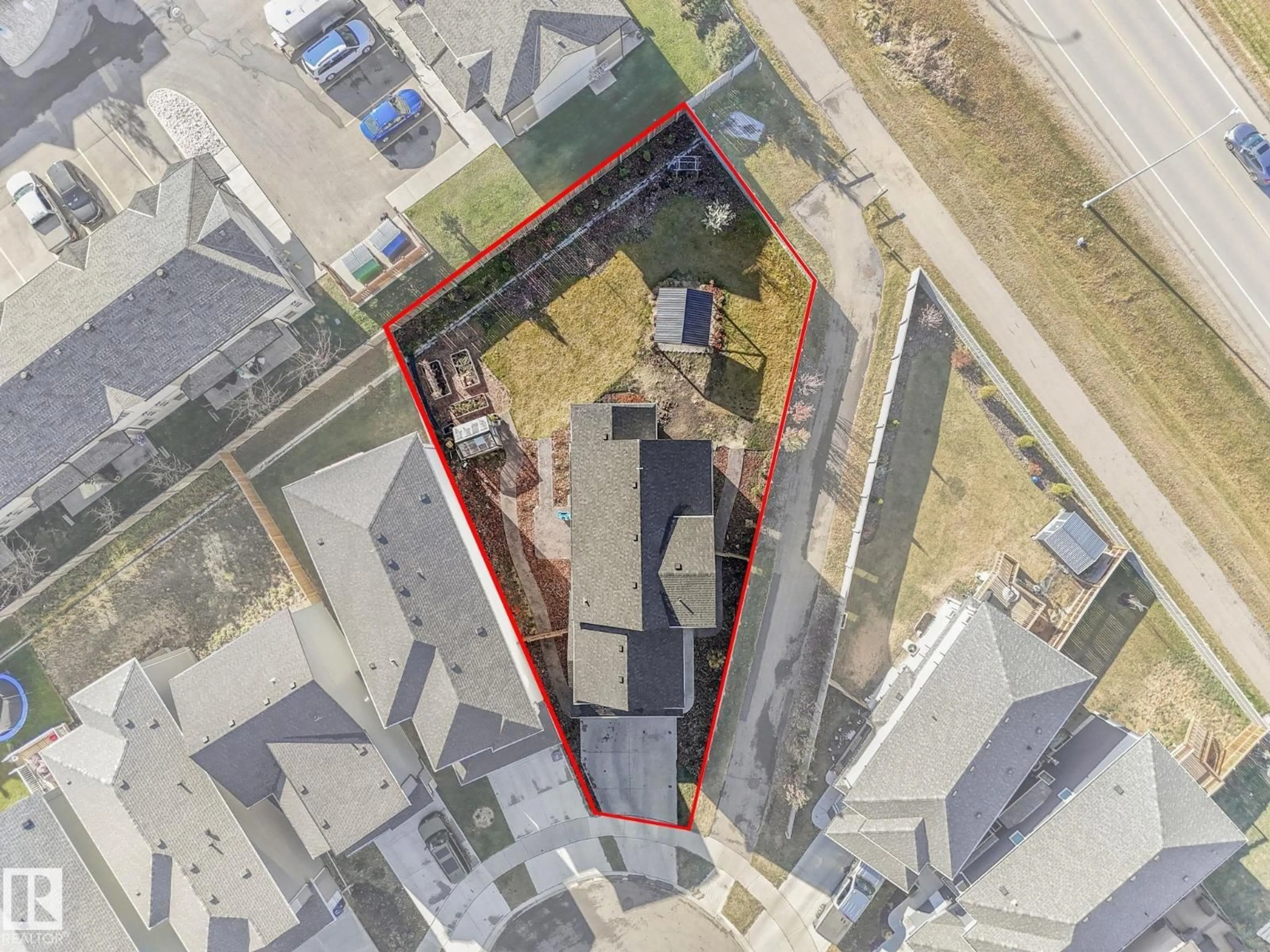 A pic from outside/outdoor area/front of a property/back of a property/a pic from drone, building for 6613 62 AV, Beaumont Alberta T4X0J3