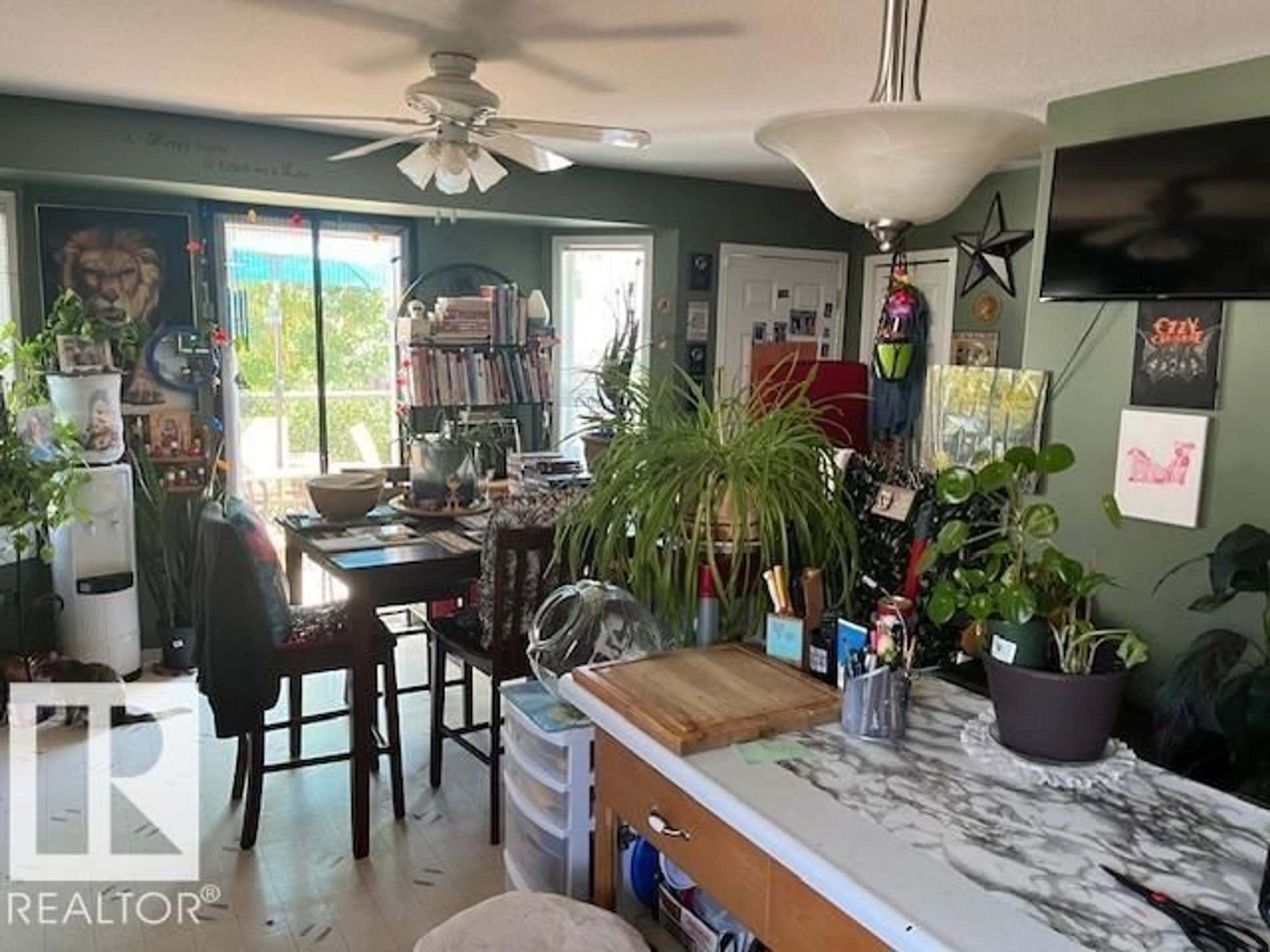 Open concept kitchen, unknown for 4414 YEOMAN CL, Onoway Alberta T0E1V0