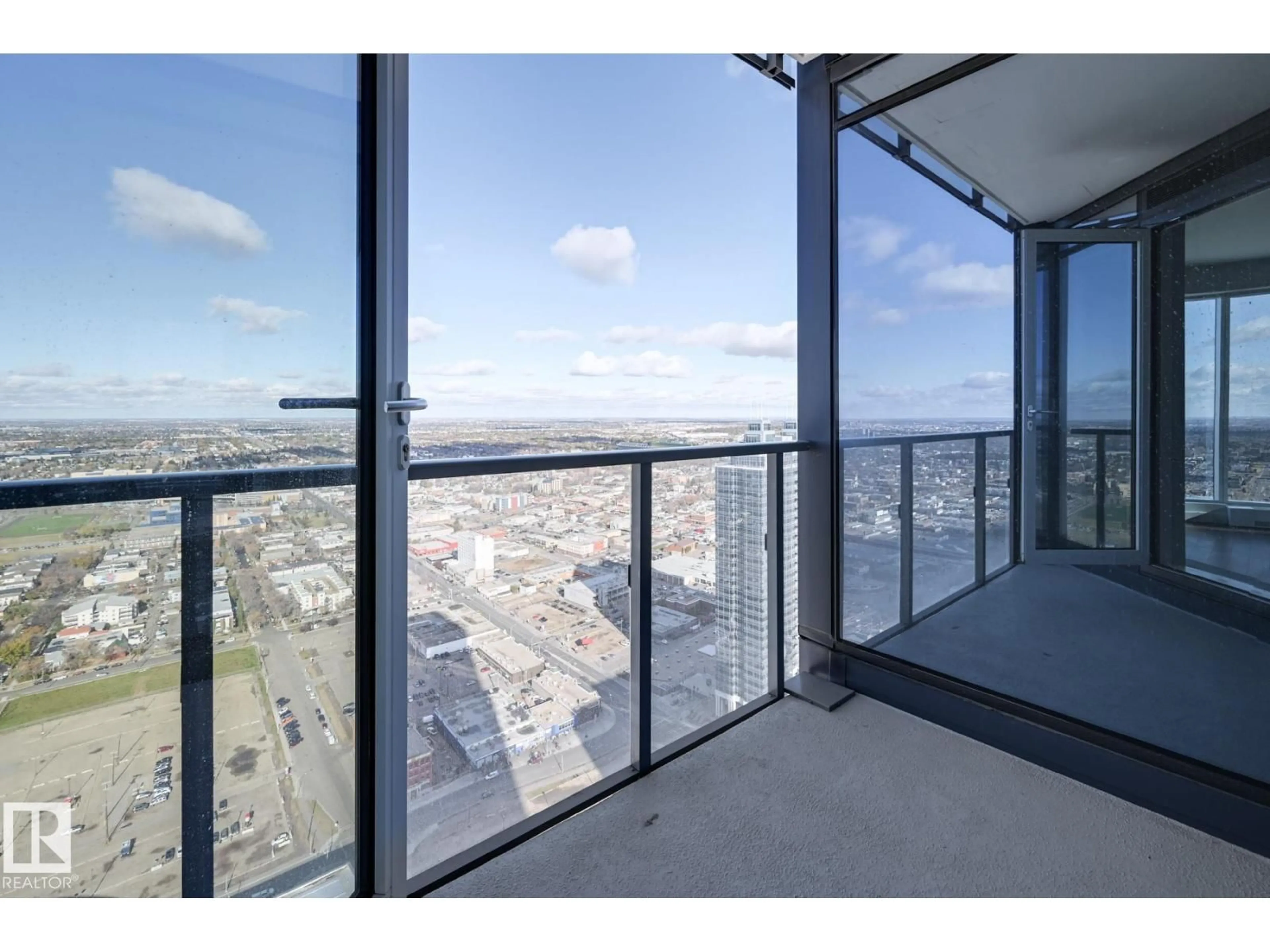 Unknown for 3901 10360 102 ST NW, Edmonton Alberta T5J0K6