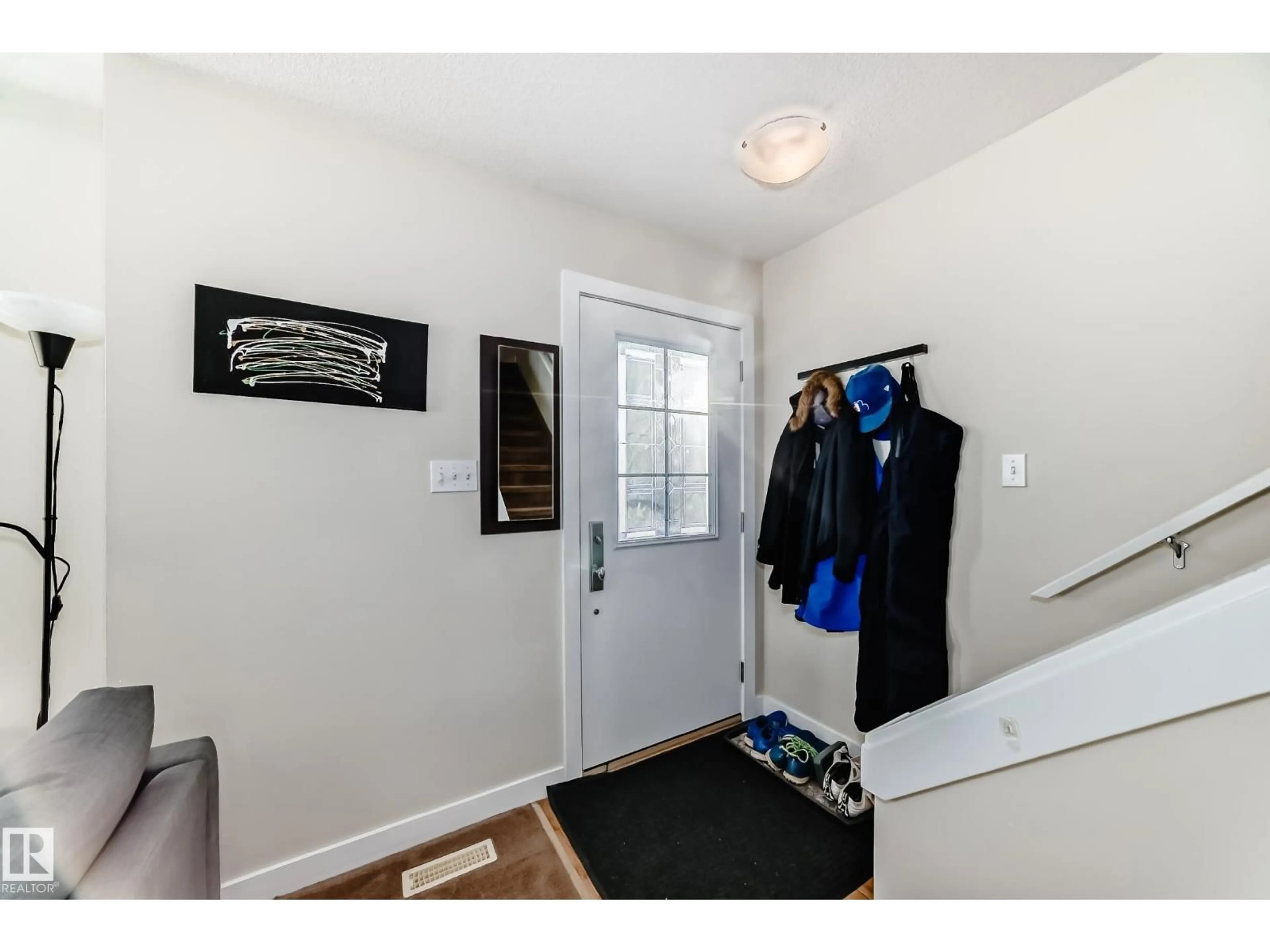 Indoor entryway for #2 - 4950 TERWILLEGAR CM, Edmonton Alberta T6R0S1