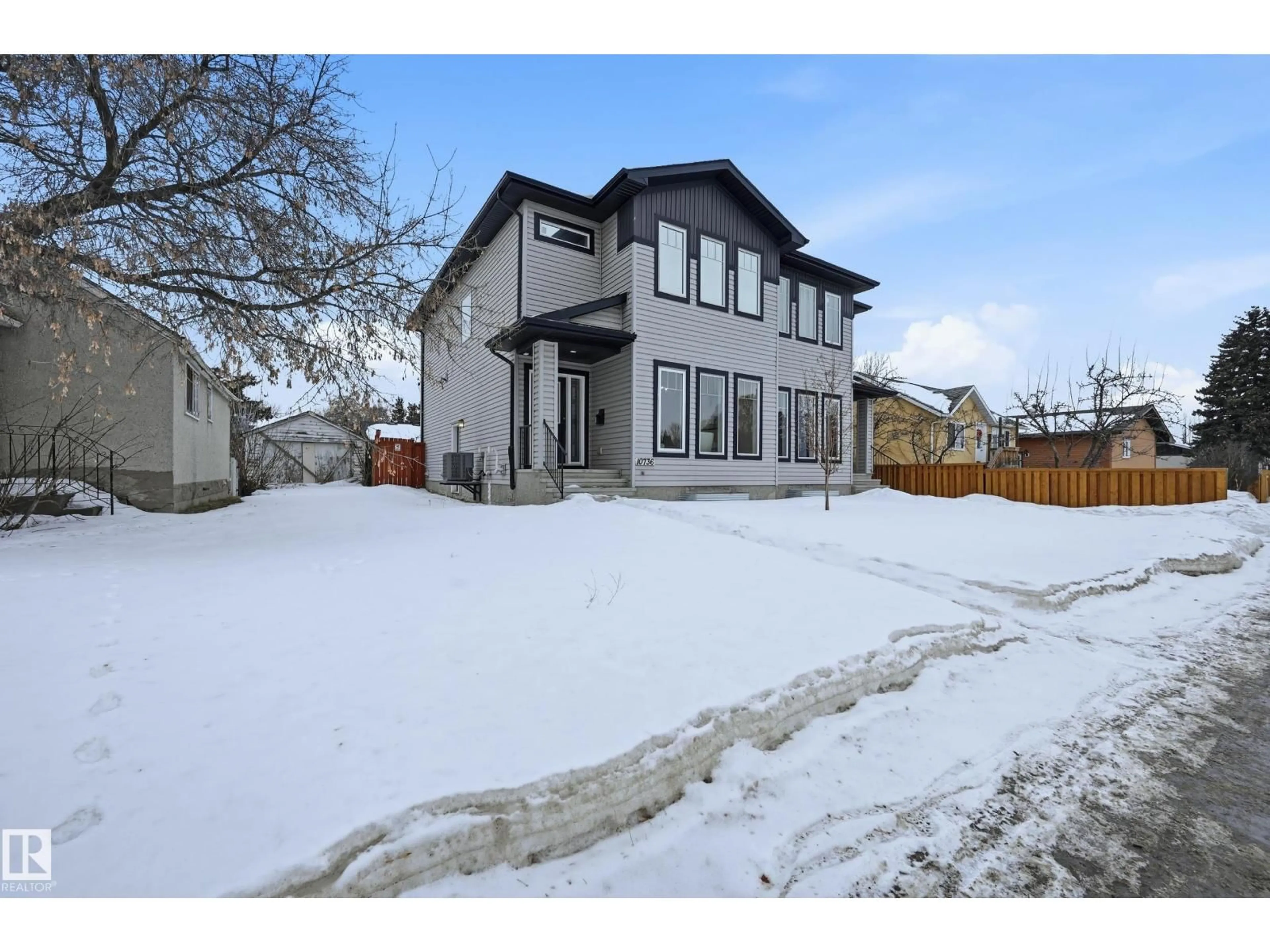 Unknown for 10736 149 ST, Edmonton Alberta T5P1M2