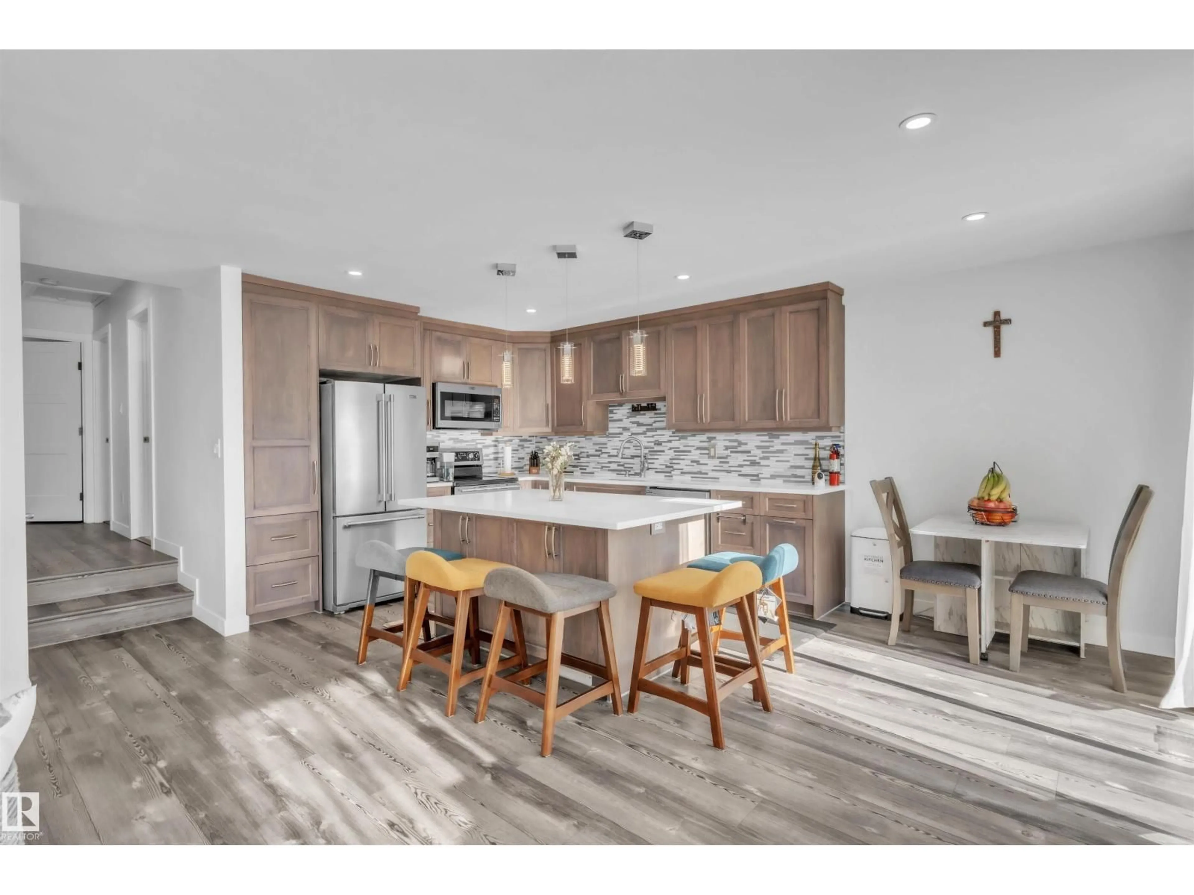 Open concept kitchen, unknown for 4414 50 AV, Cold Lake Alberta T9M2B3