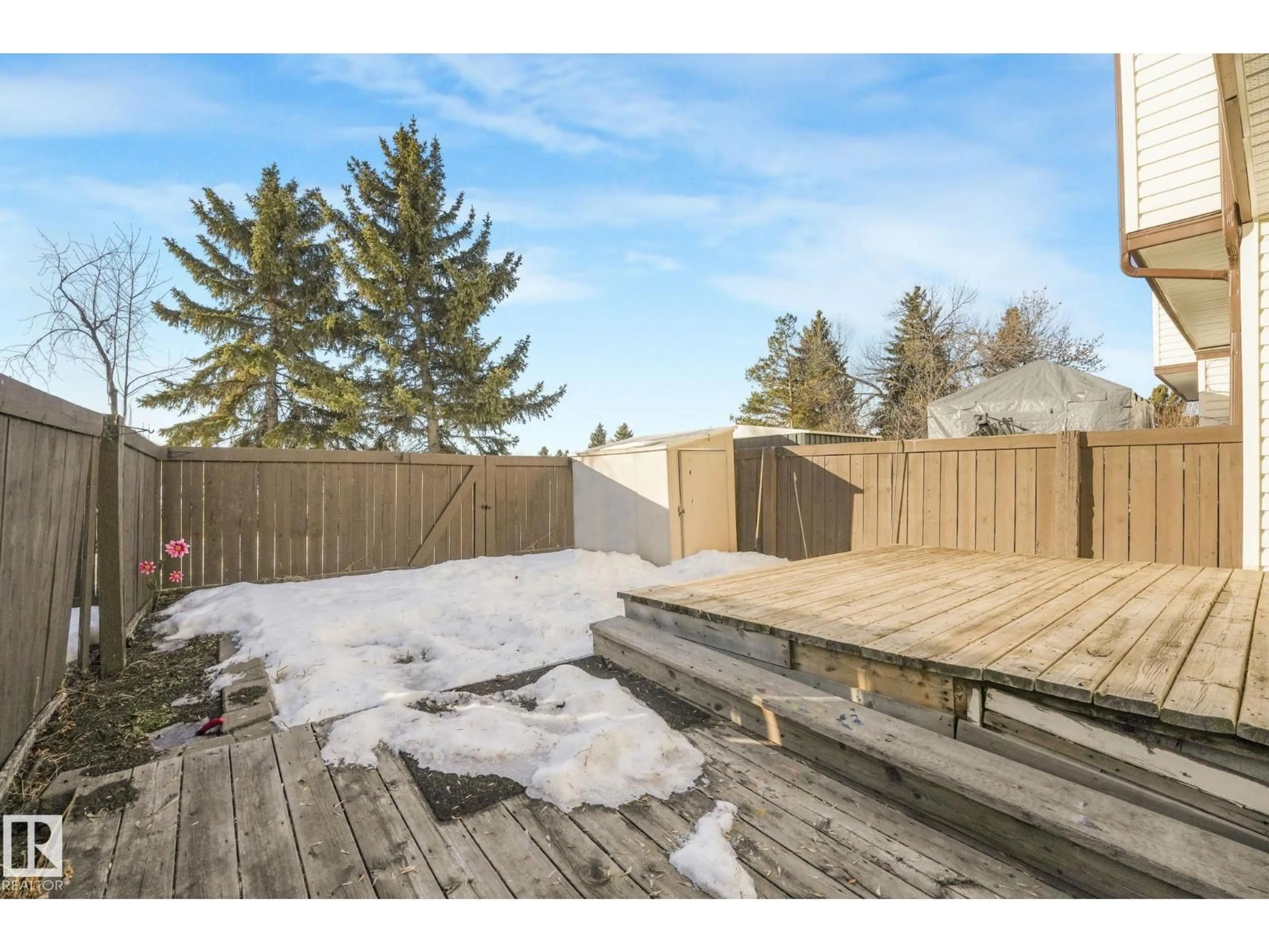 Patio, water/lake/river/ocean view for 2625 135 AV, Edmonton Alberta T5A3S3