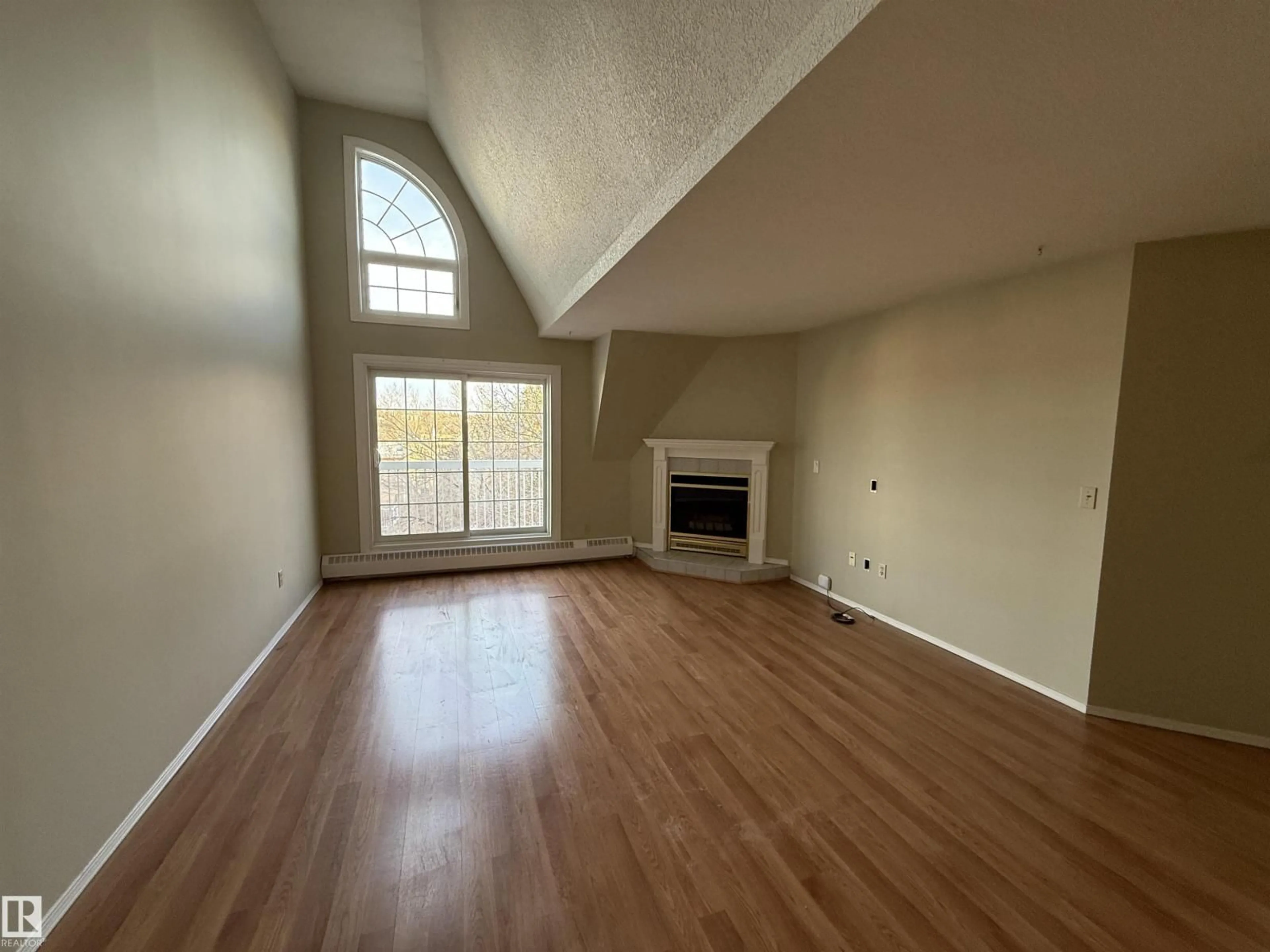 A pic of a room for 3 - 610 PERRON ST, St. Albert Alberta T8N5Z5