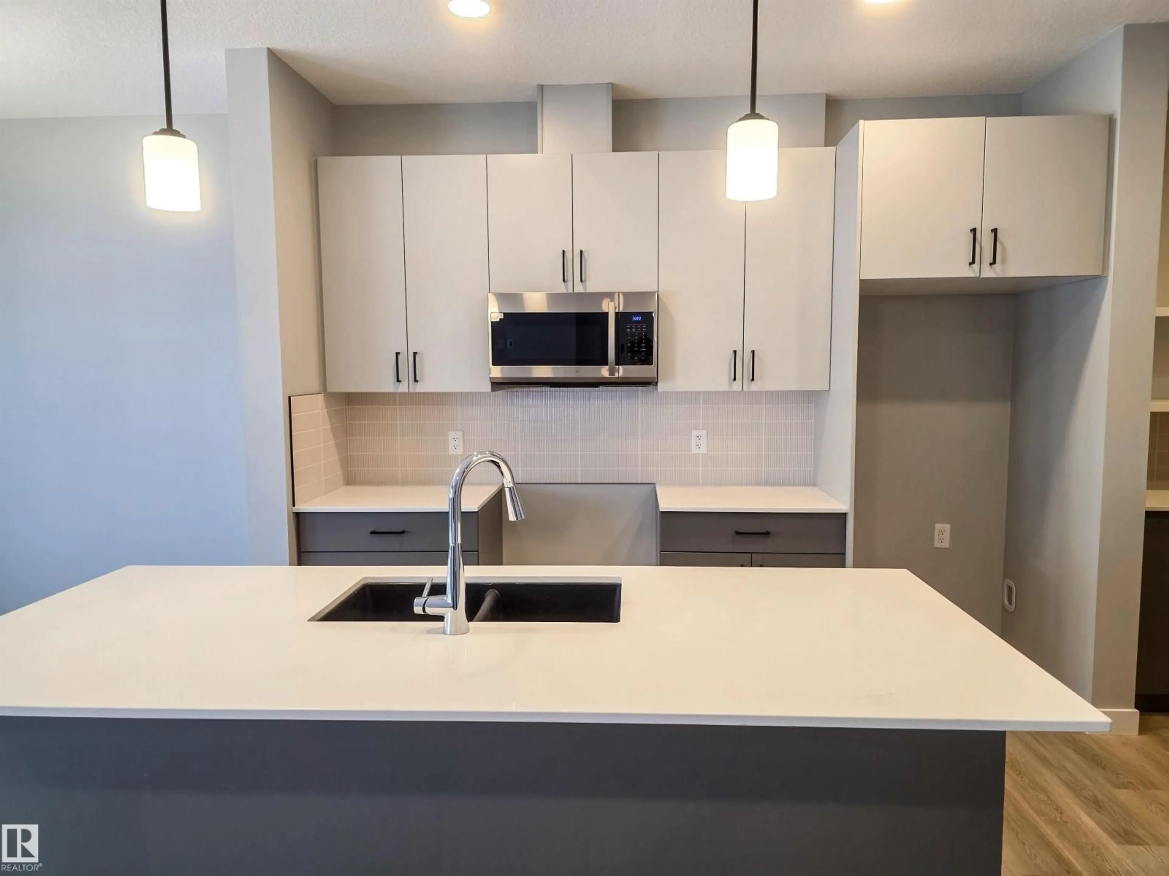 Open concept kitchen, unknown for 139 HILTON CV, Spruce Grove Alberta T7X1Y4