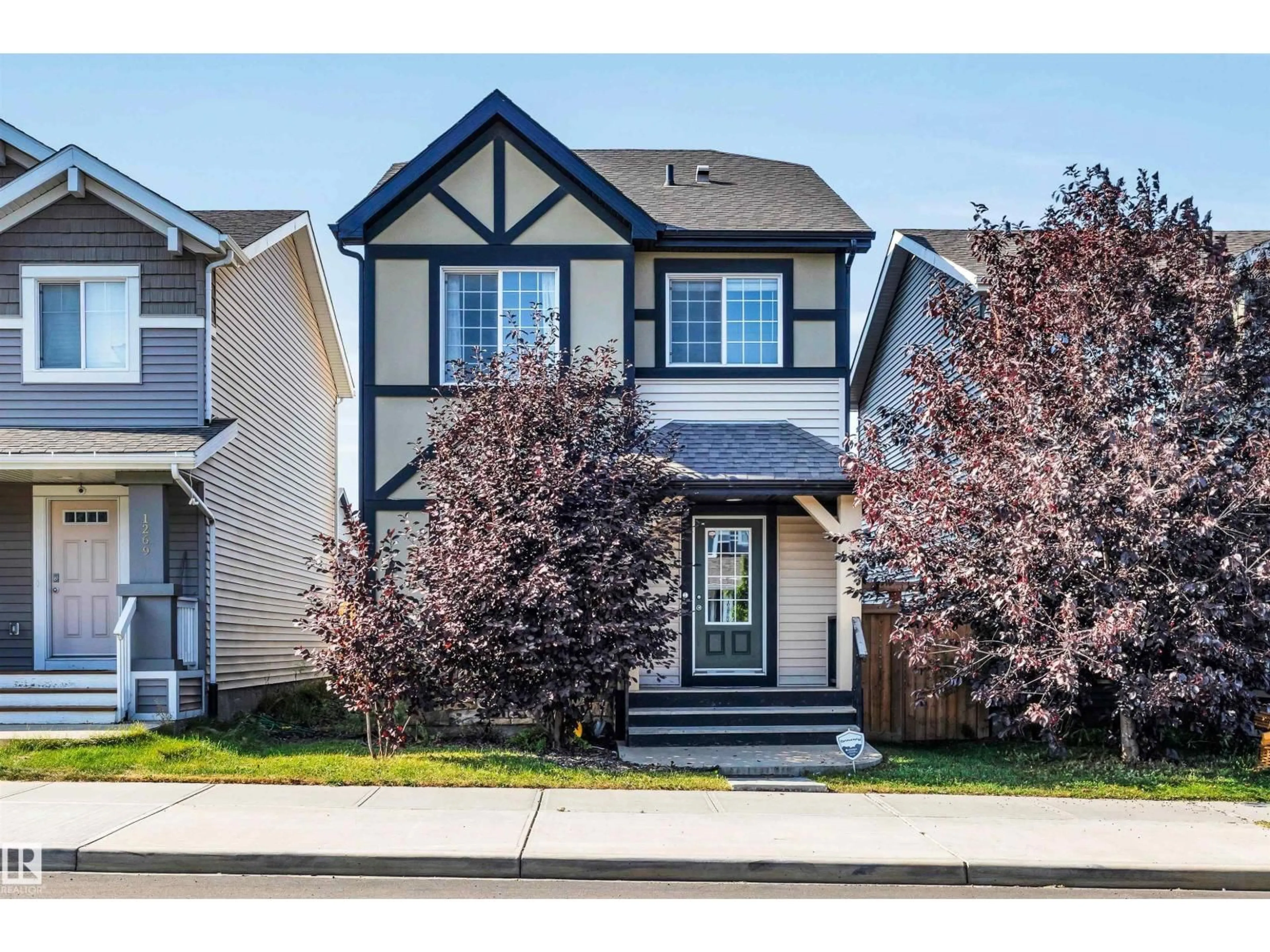 Home with vinyl exterior material, street for 1271 CHAPPELLE BV, Edmonton Alberta T6W3R1