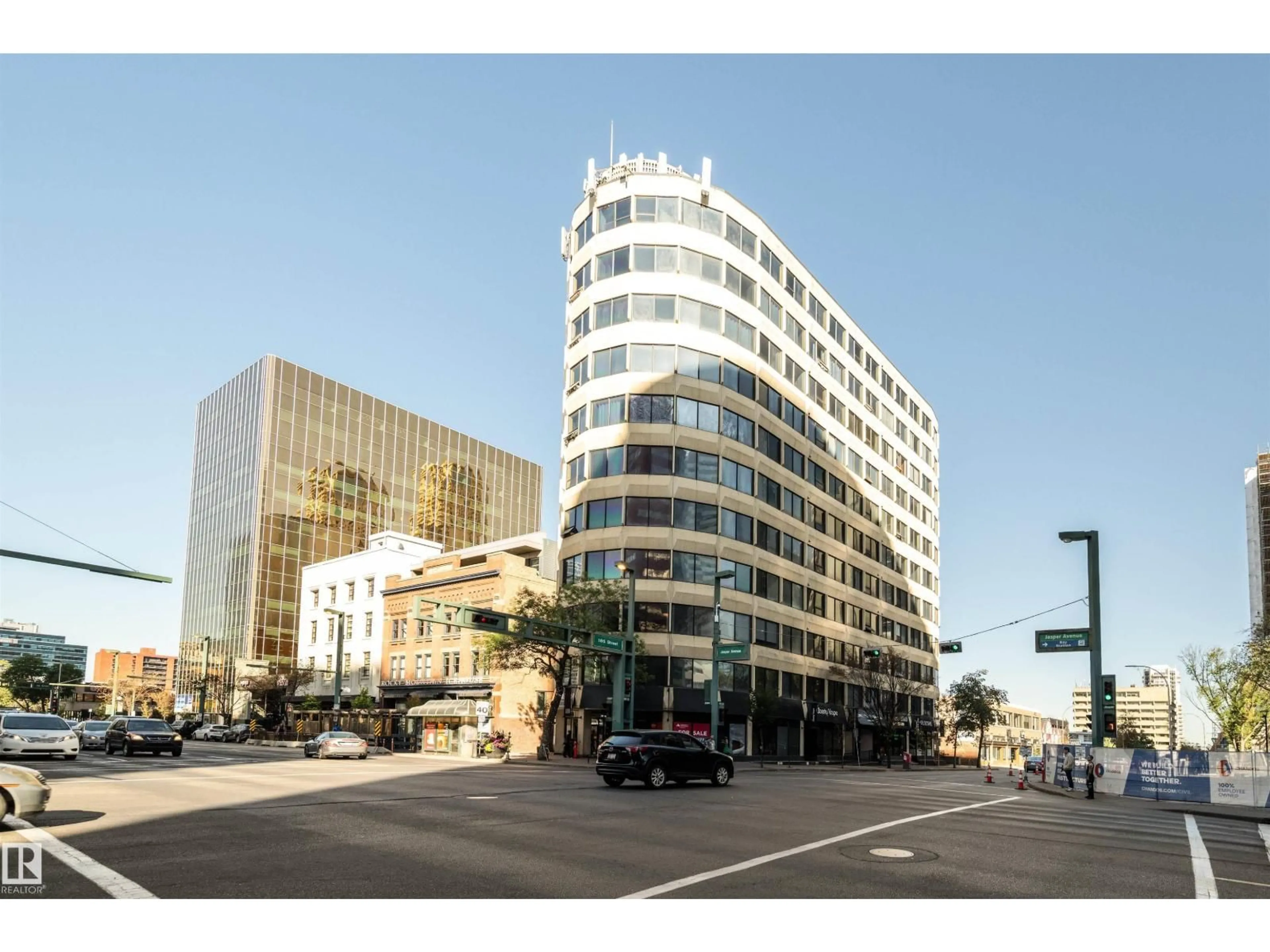 Blurry image for 601 - 10106 105 ST NW, Edmonton Alberta T5J5E7