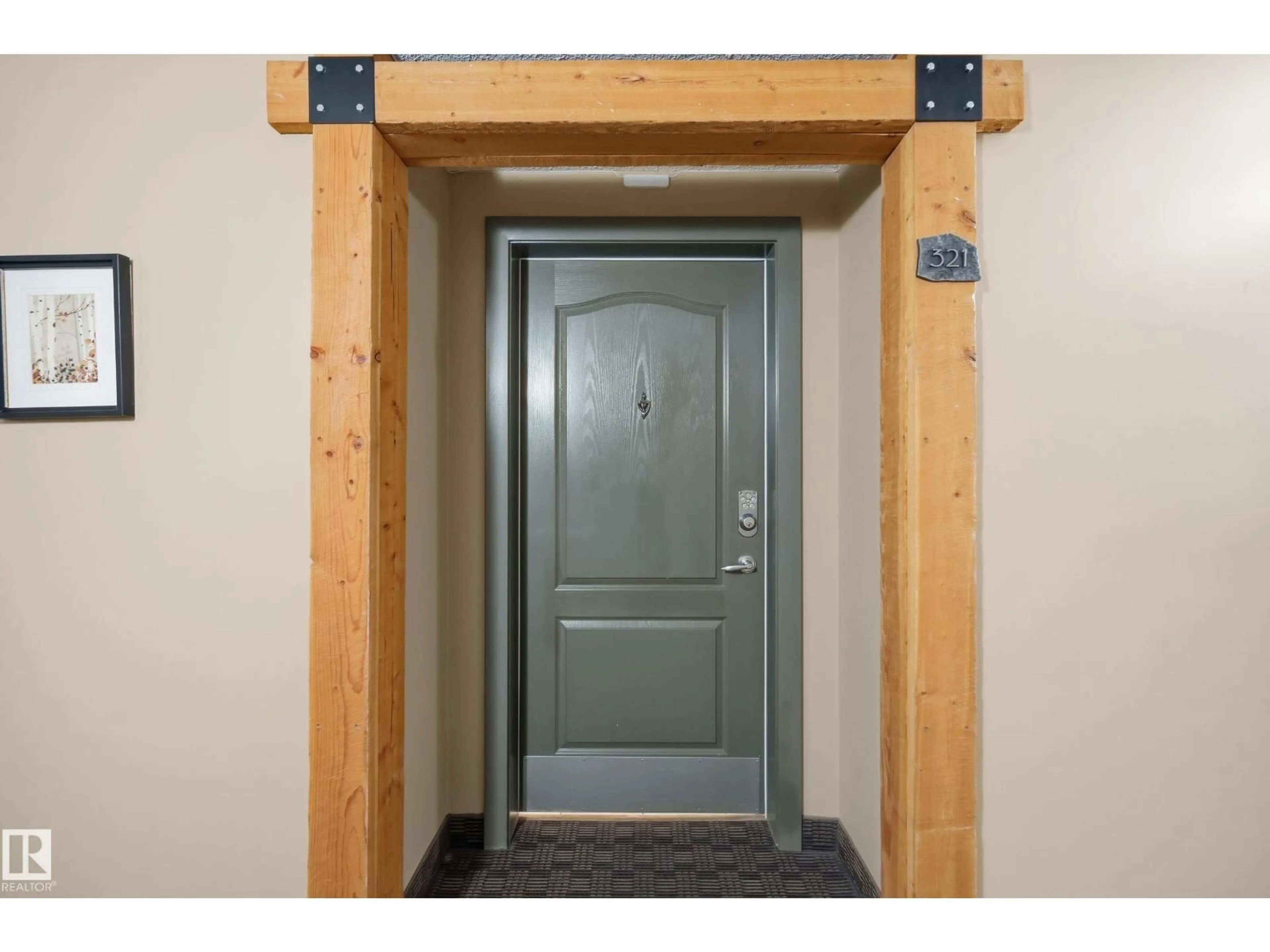 Indoor foyer for 278 - 321 SUDER GREENS DR, Edmonton Alberta T5T6V6