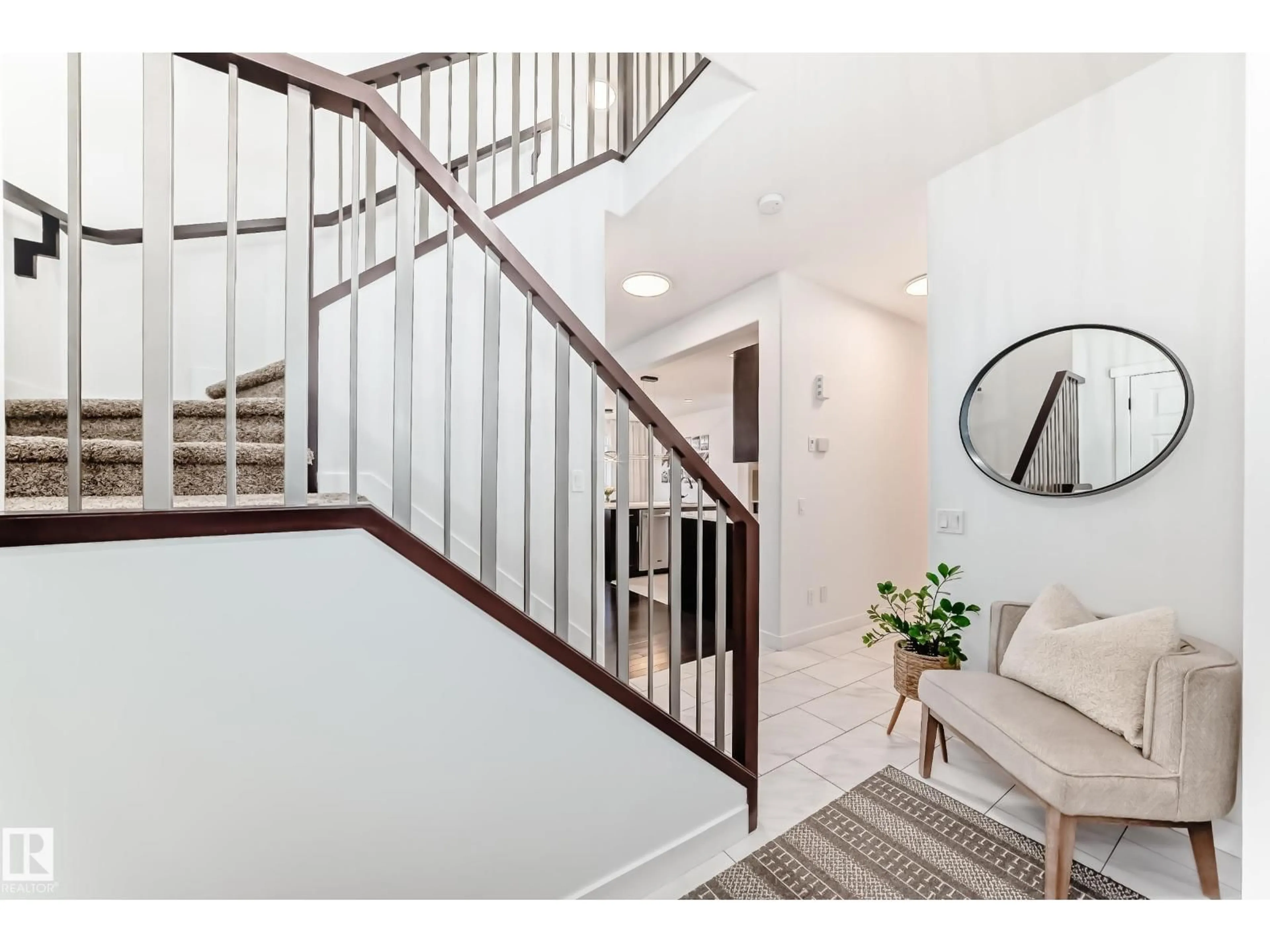 Indoor entryway for NW - 7797 GETTY WD, Edmonton Alberta T5T7A9