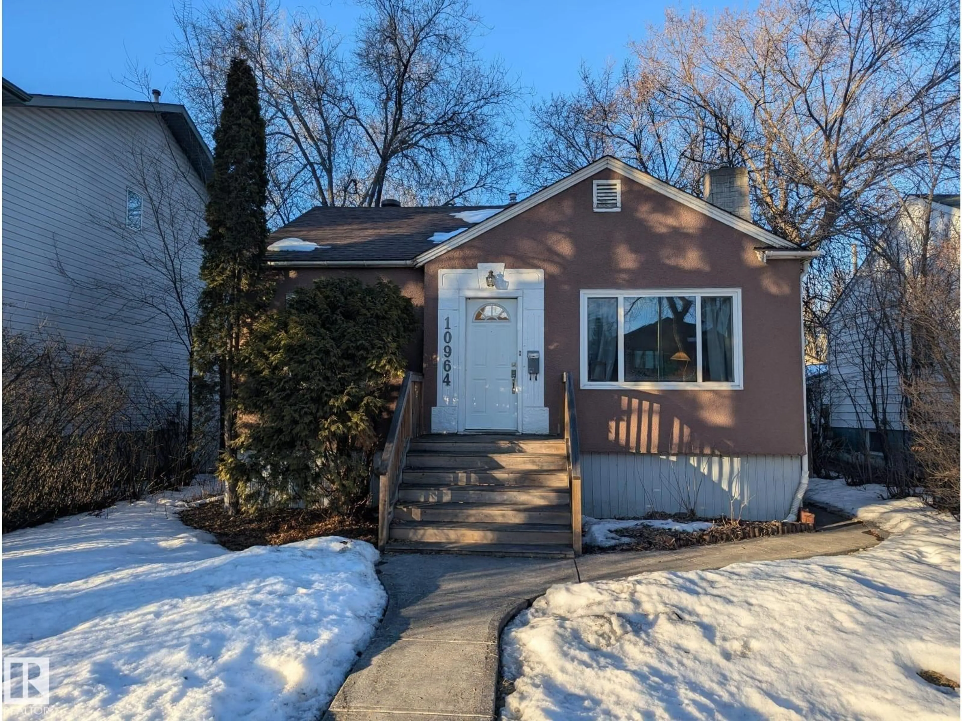 Unknown for 10964 74 AV, Edmonton Alberta T6G0E6