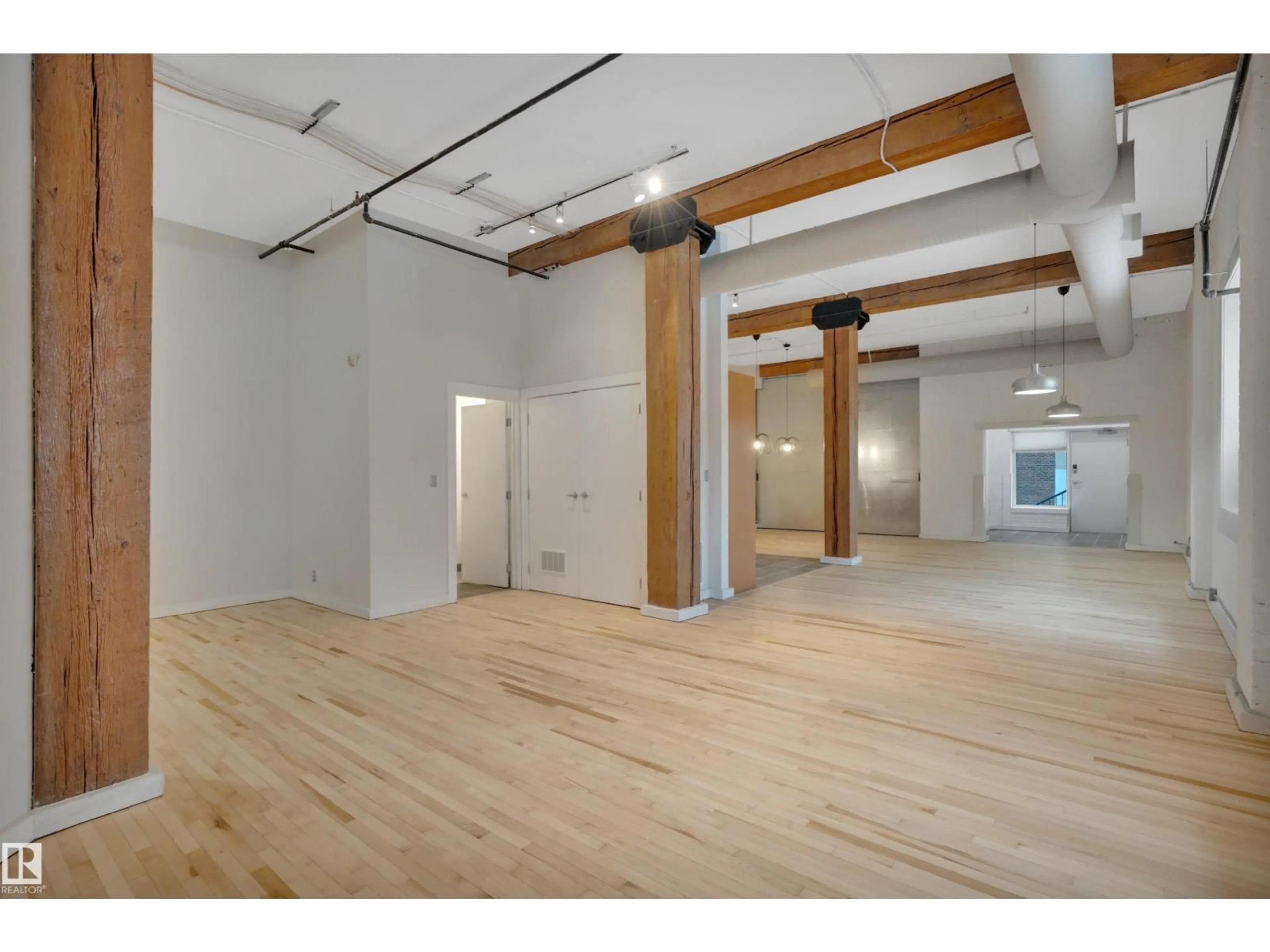 Unknown for #102 - 10169 104 ST NW, Edmonton Alberta T5J1A5