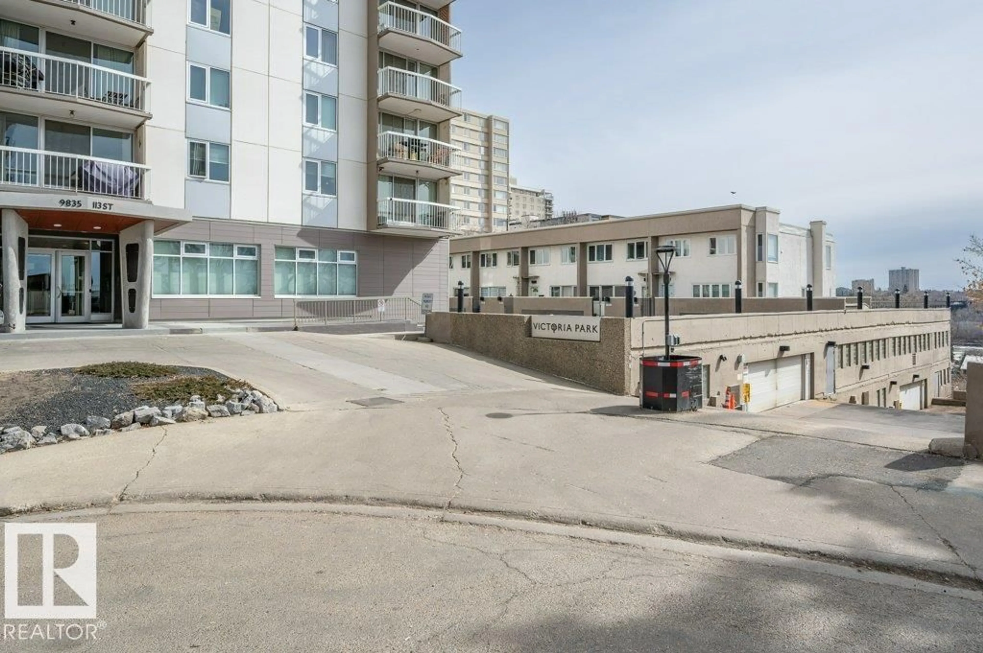 Patio, street for 9835 - 1501 113 ST, Edmonton Alberta T5K1N4