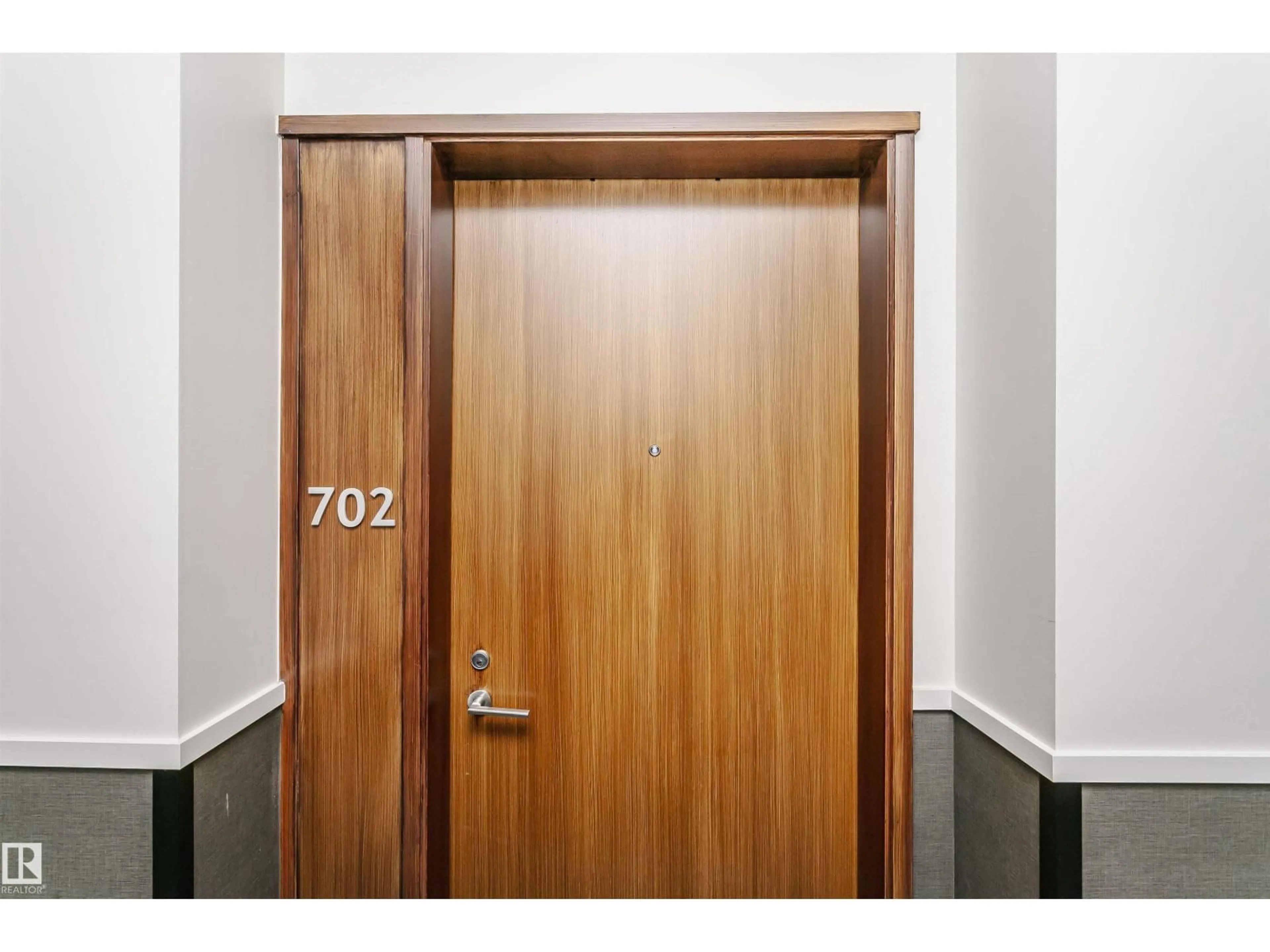 Unknown for 702 - 2504 109 ST NW, Edmonton Alberta T6J2H3