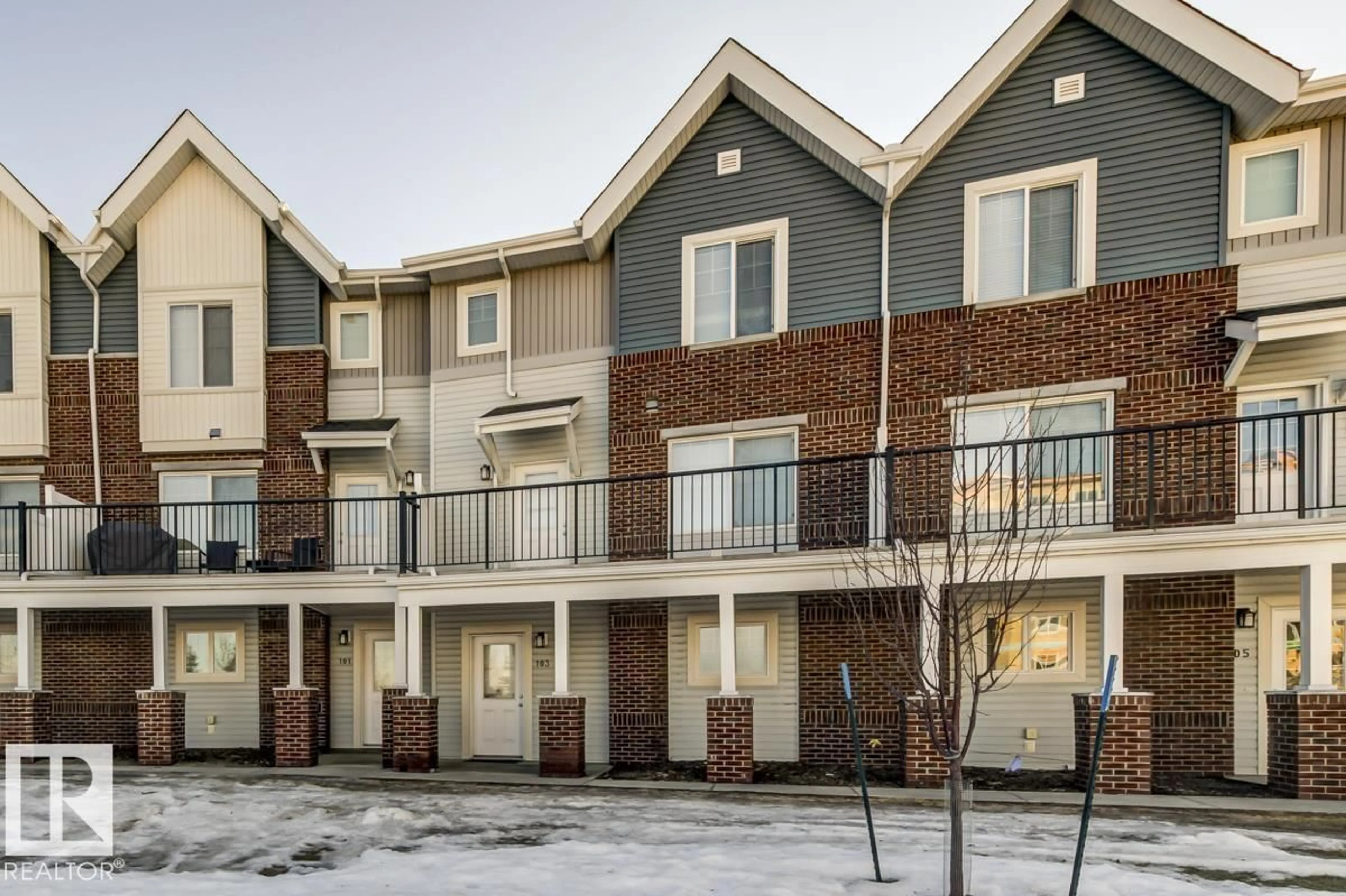 Unknown for 2336 - 103 ASPEN TR, Sherwood Park Alberta T8H0J1