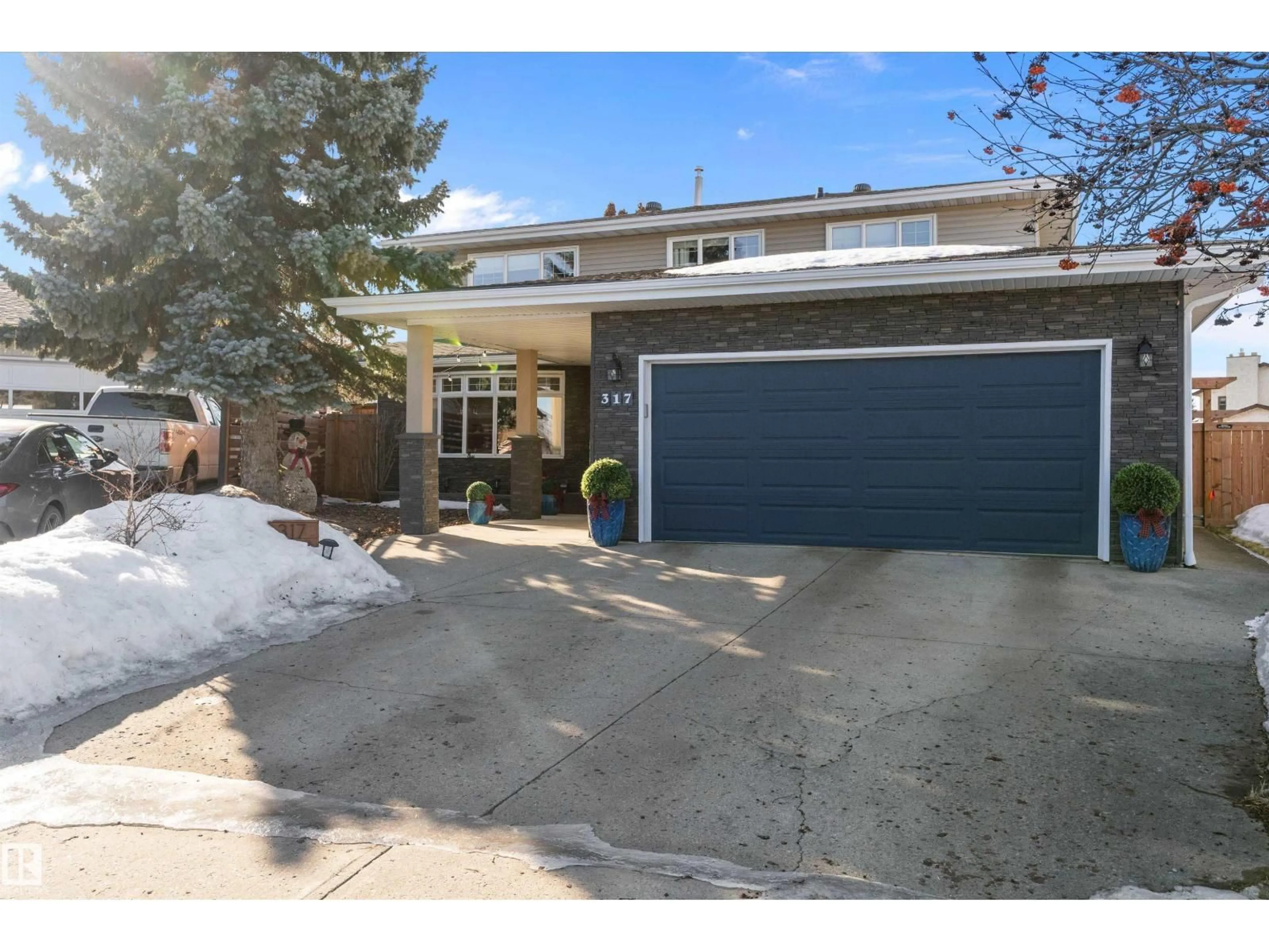 Unknown for 317 GRAND MEADOW CR, Edmonton Alberta T6L1W9