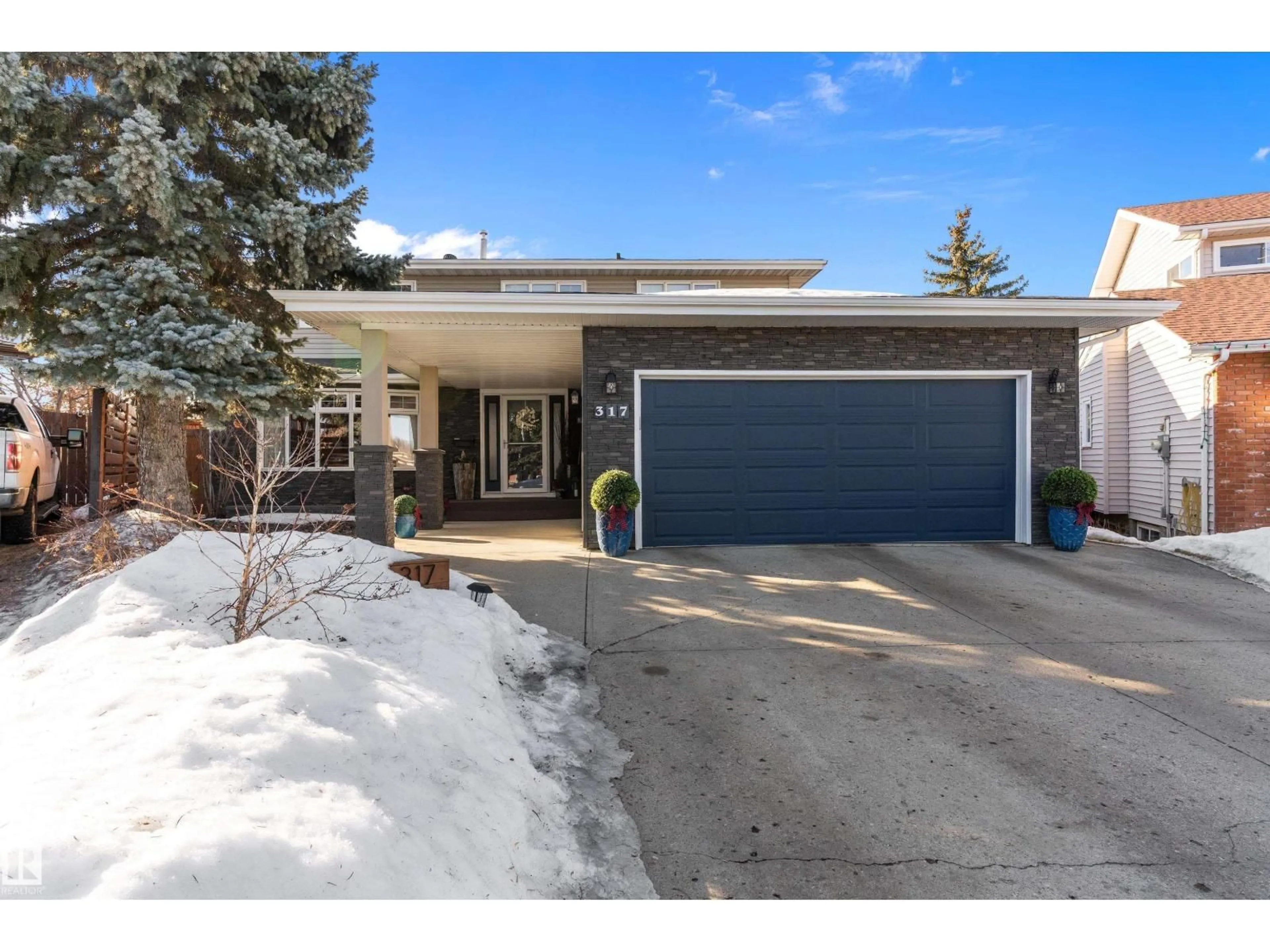 Unknown for 317 GRAND MEADOW CR, Edmonton Alberta T6L1W9