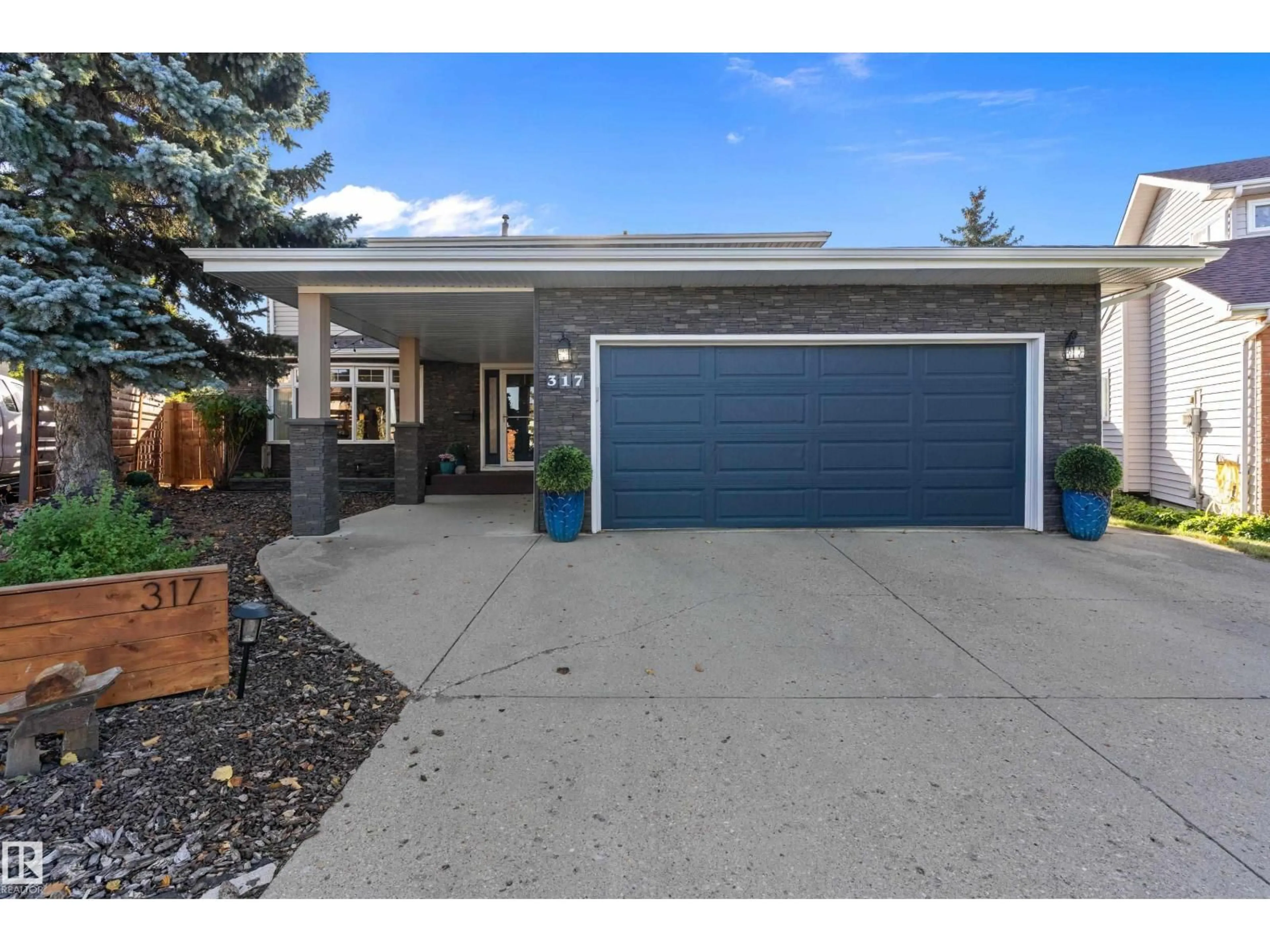 Unknown for 317 GRAND MEADOW CR, Edmonton Alberta T6L1W9