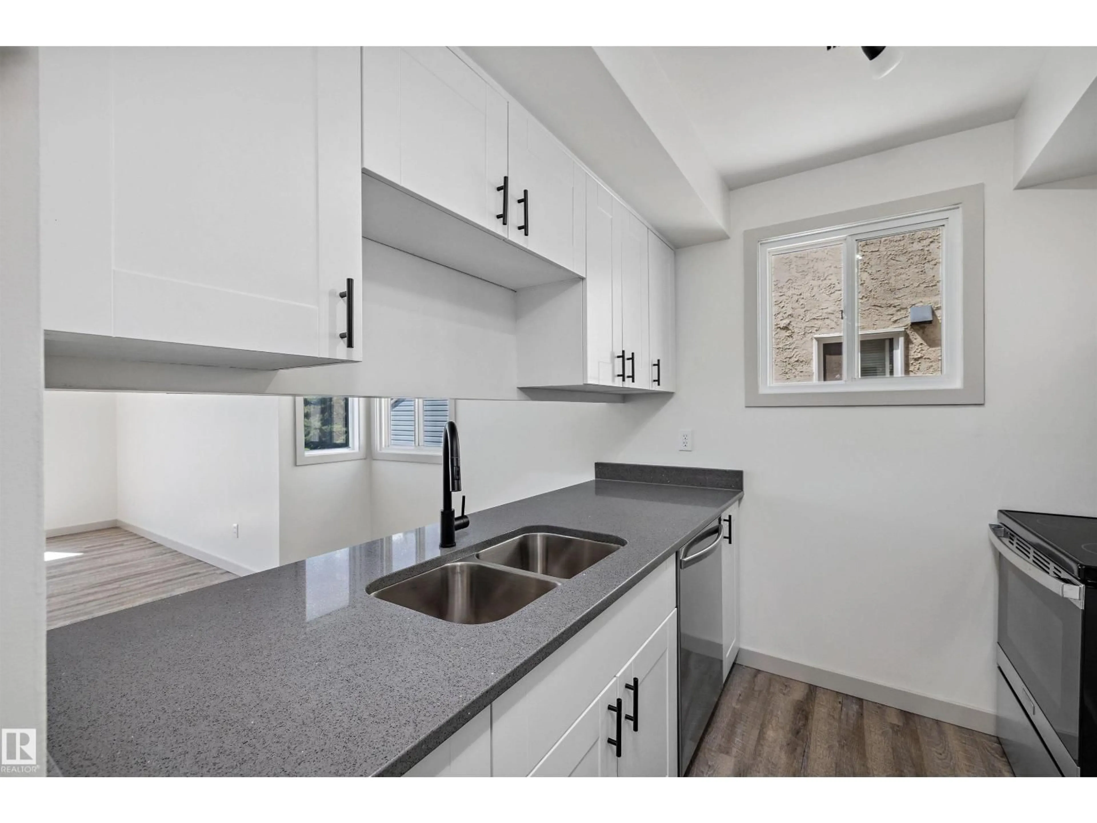 Standard kitchen, unknown for NW - 189 LANCASTER TC, Edmonton Alberta T5X5T2