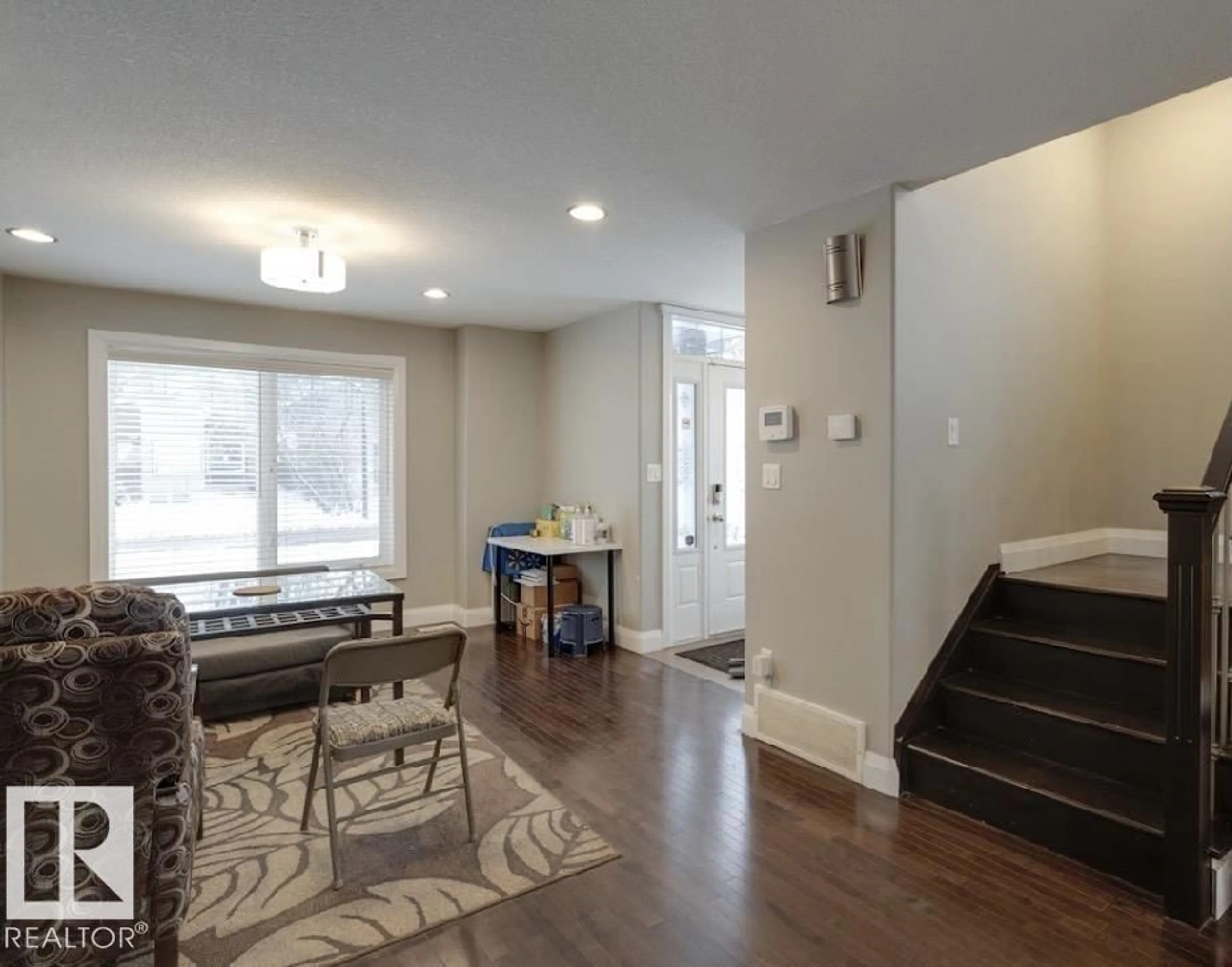 Unknown for 10935 76 AV, Edmonton Alberta T6G0J6