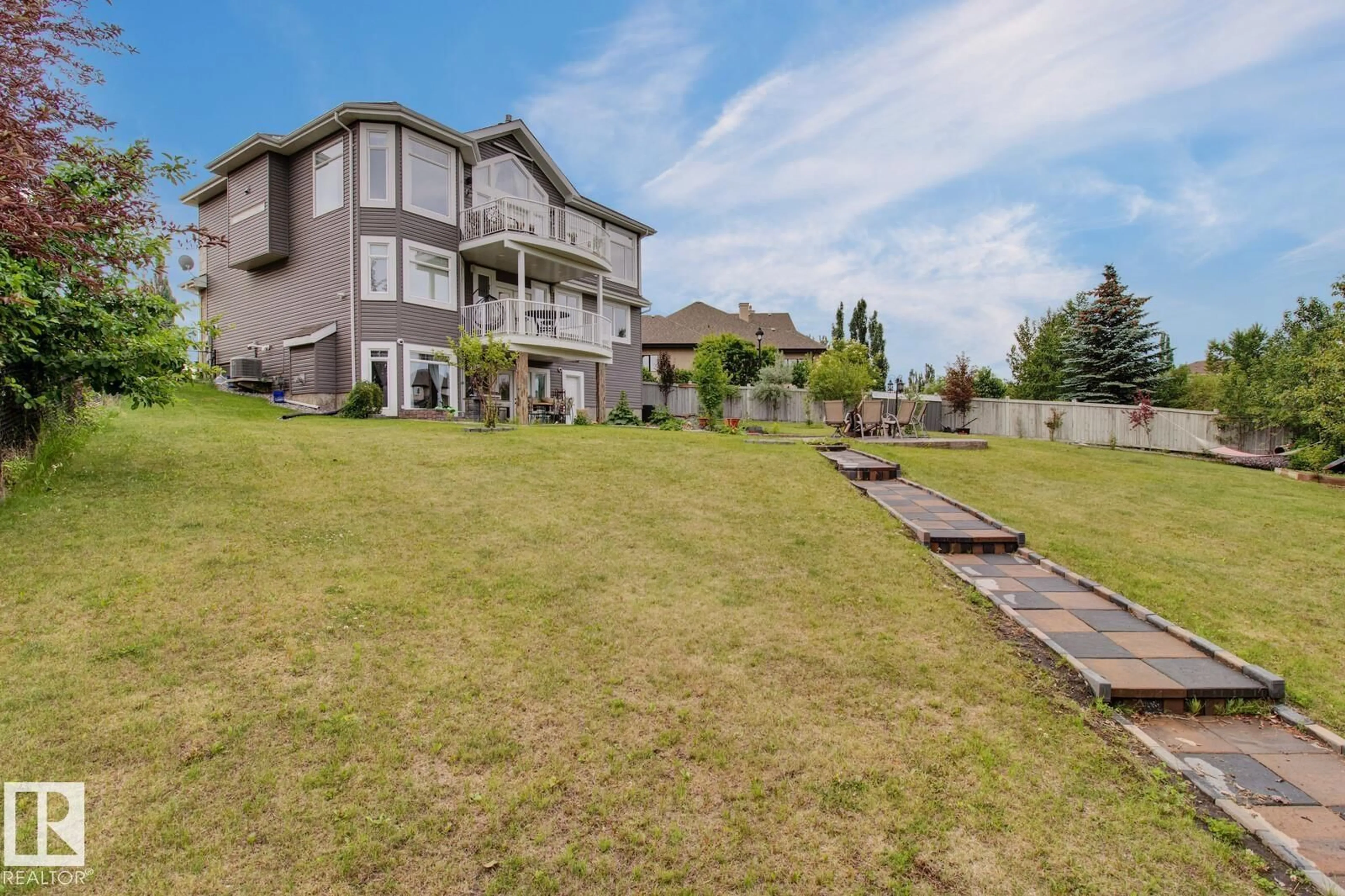 A pic from outside/outdoor area/front of a property/back of a property/a pic from drone, water/lake/river/ocean view for 251 GALLAND CL, Edmonton Alberta T5T6P7