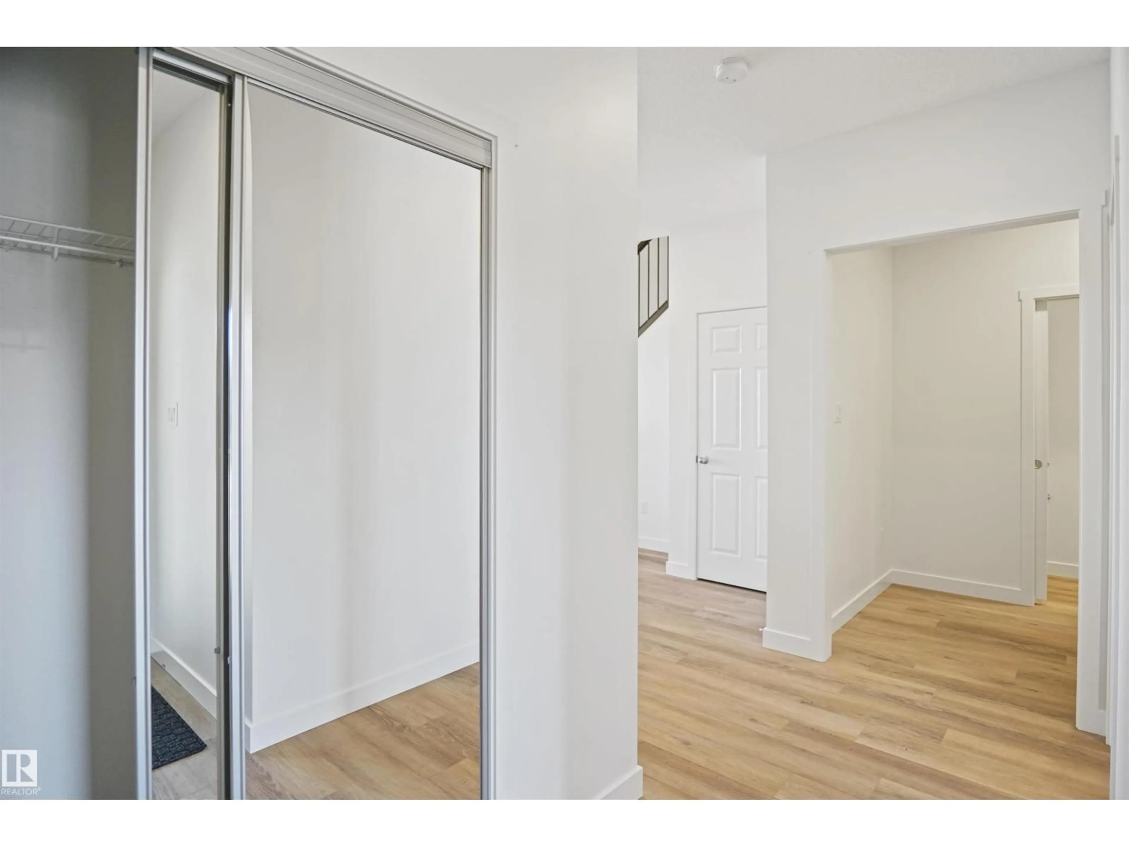 A pic of a room for 18955 28 AV, Edmonton Alberta T6M1P7