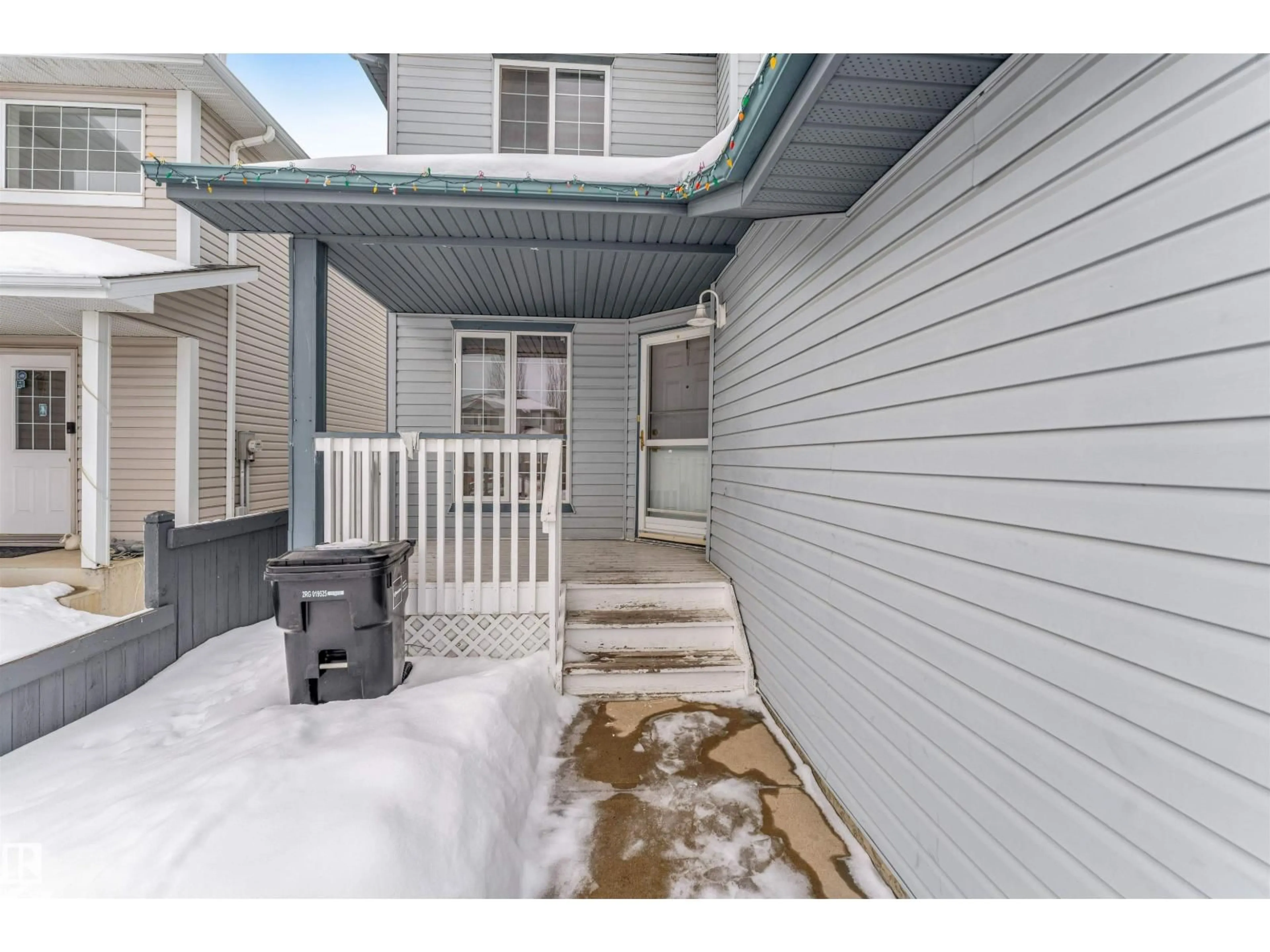 Unknown for 3232 27 AV, Edmonton Alberta T6T1P8