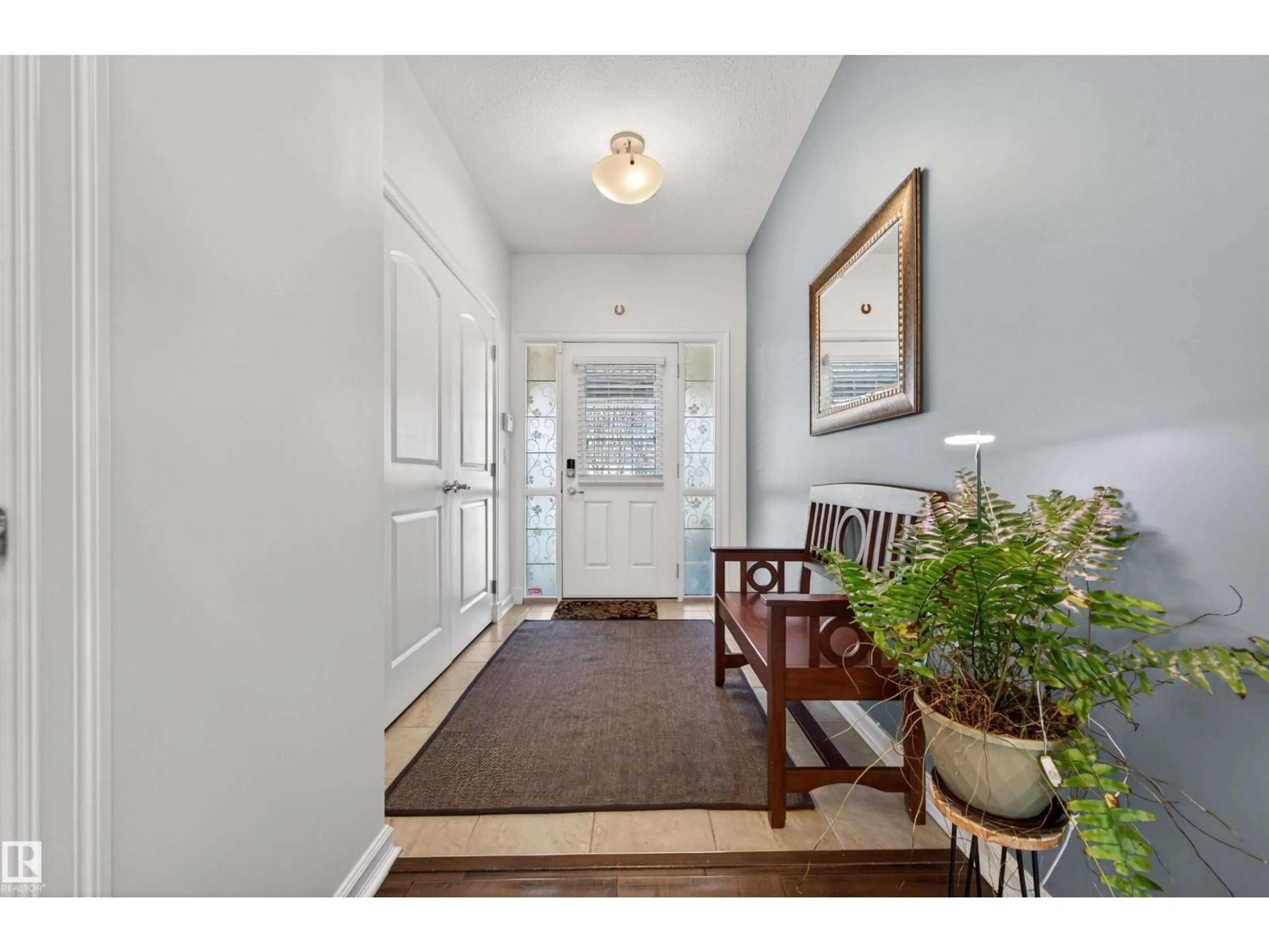 Indoor entryway for 1804 HAMMOND CR, Edmonton Alberta T6M0H9