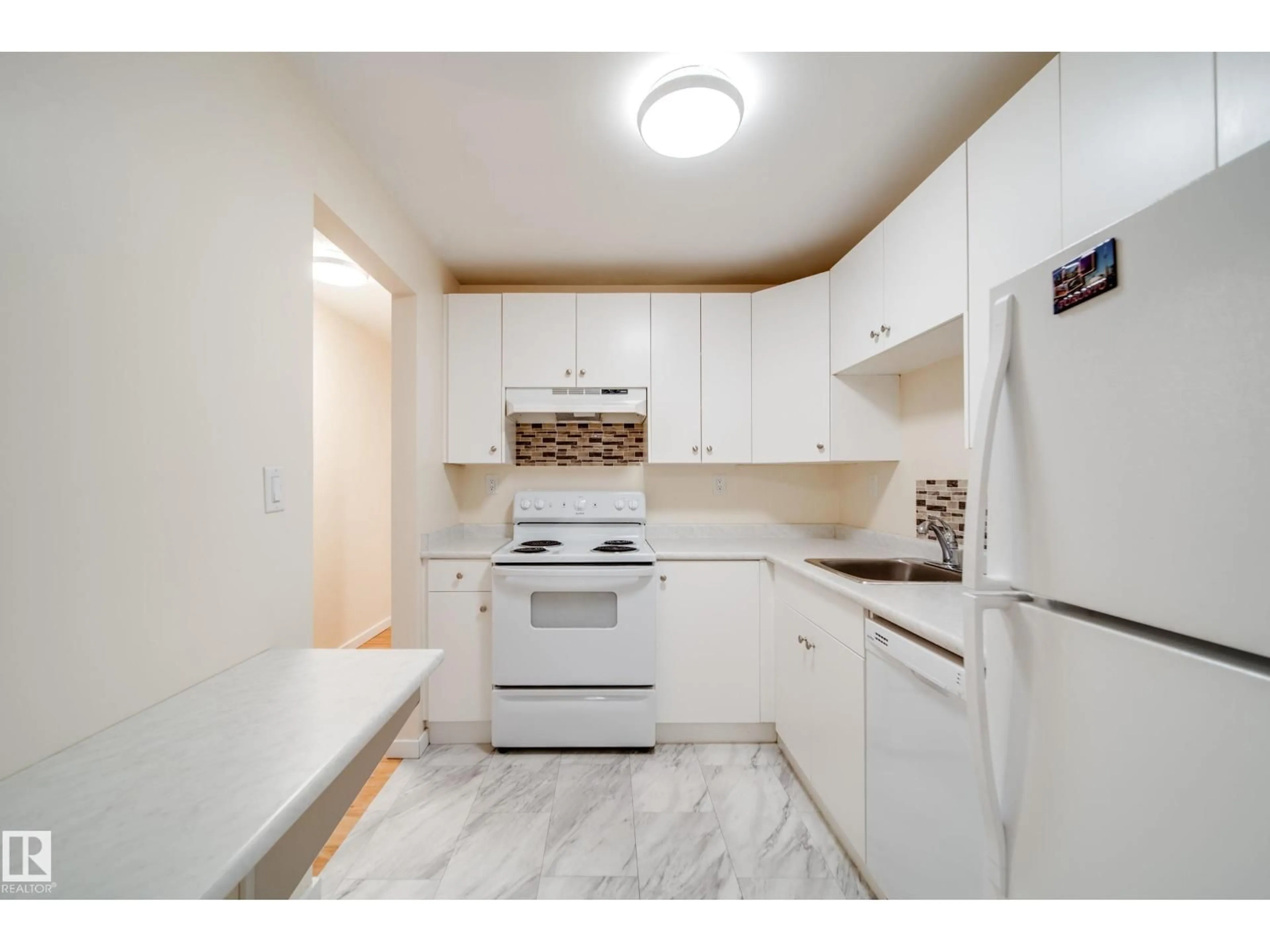 Standard kitchen, unknown for #402 - 1624 48 ST, Edmonton Alberta T6L5P1