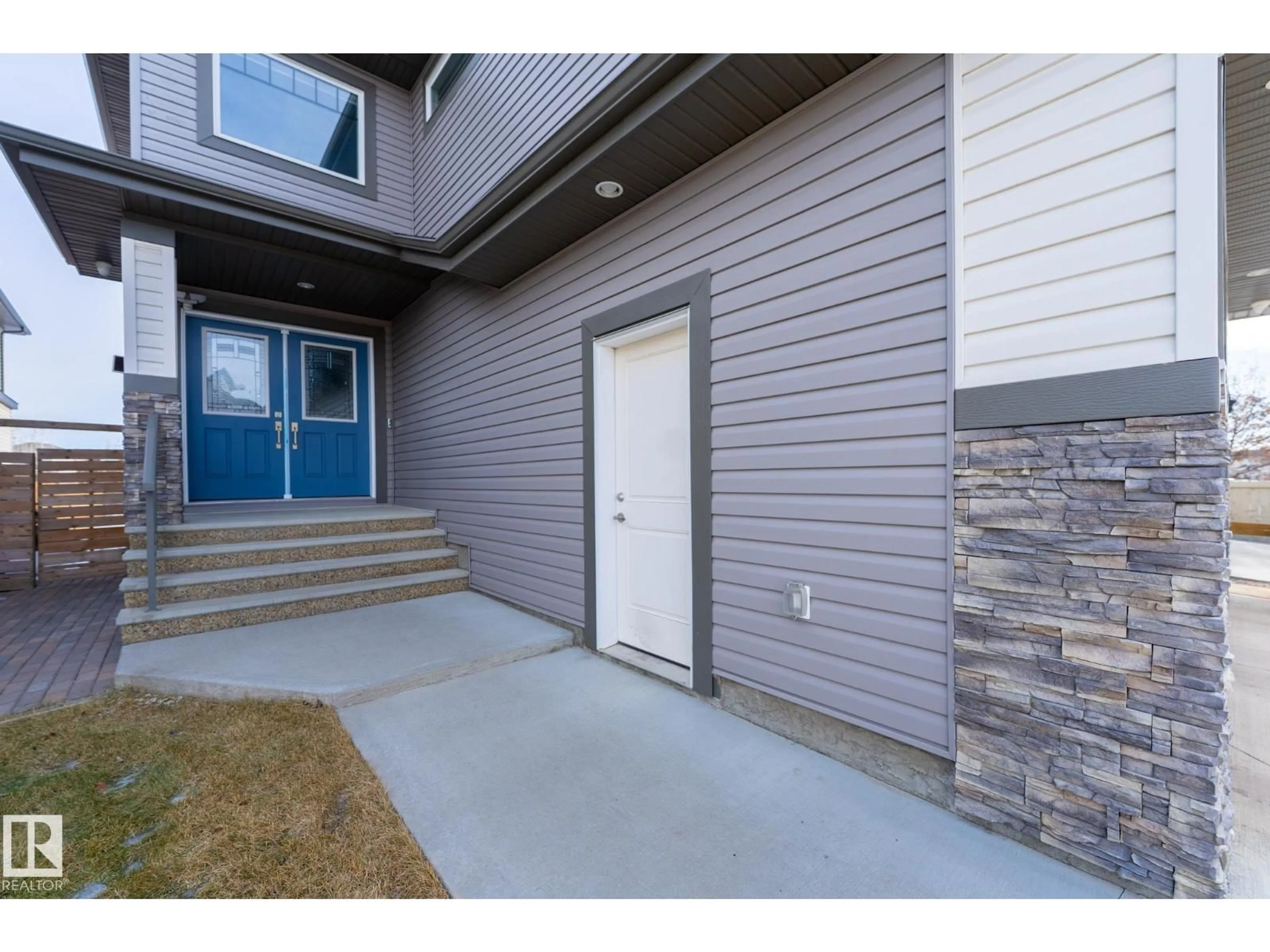 Unknown for 3623 8 ST, Edmonton Alberta T6T1A1