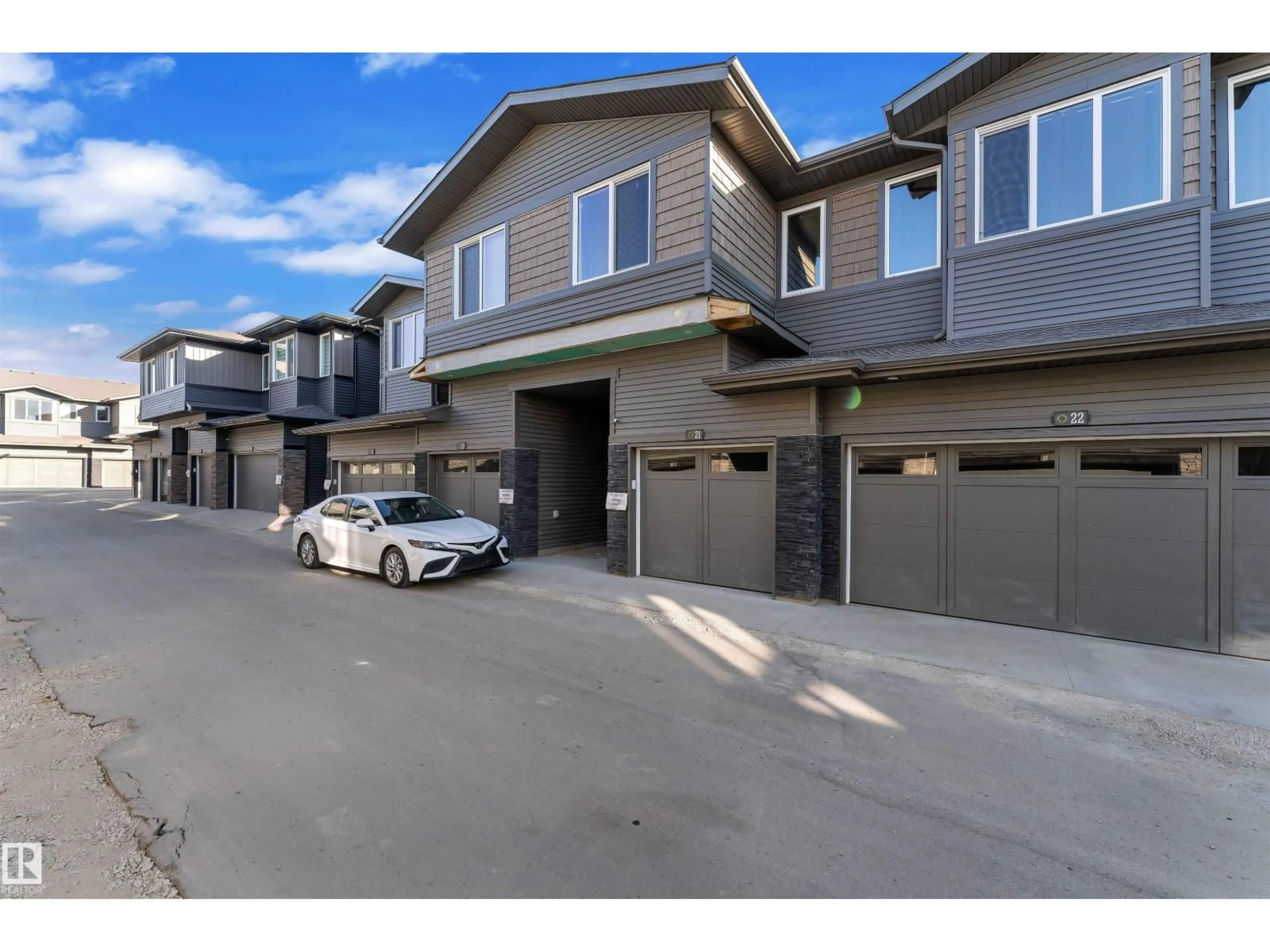 Indoor garage for #21 - 2710 66 STREET, Edmonton Alberta T6X1A3