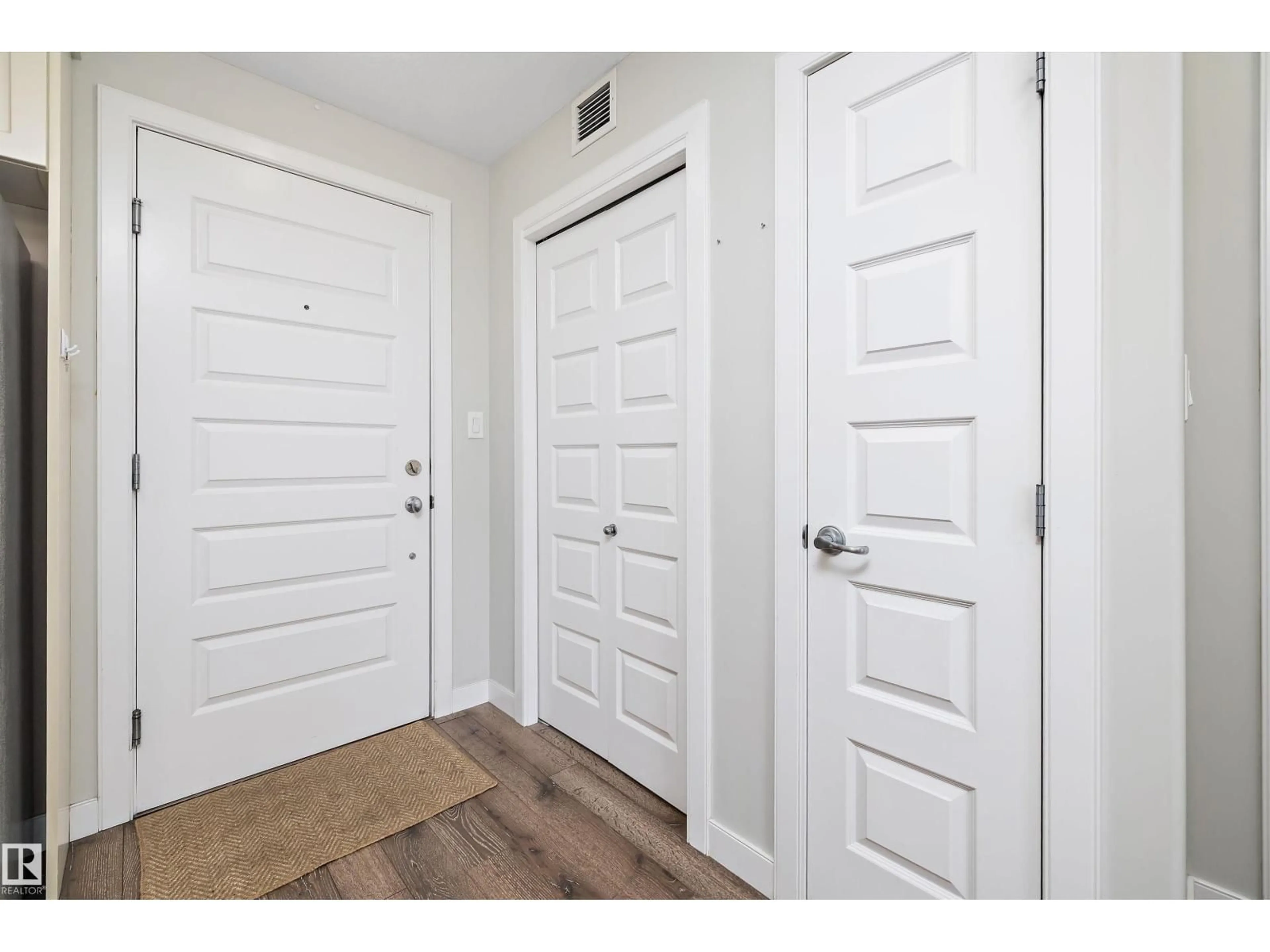 Indoor entryway for #205 - 8515 99 ST, Edmonton Alberta T6E3T7