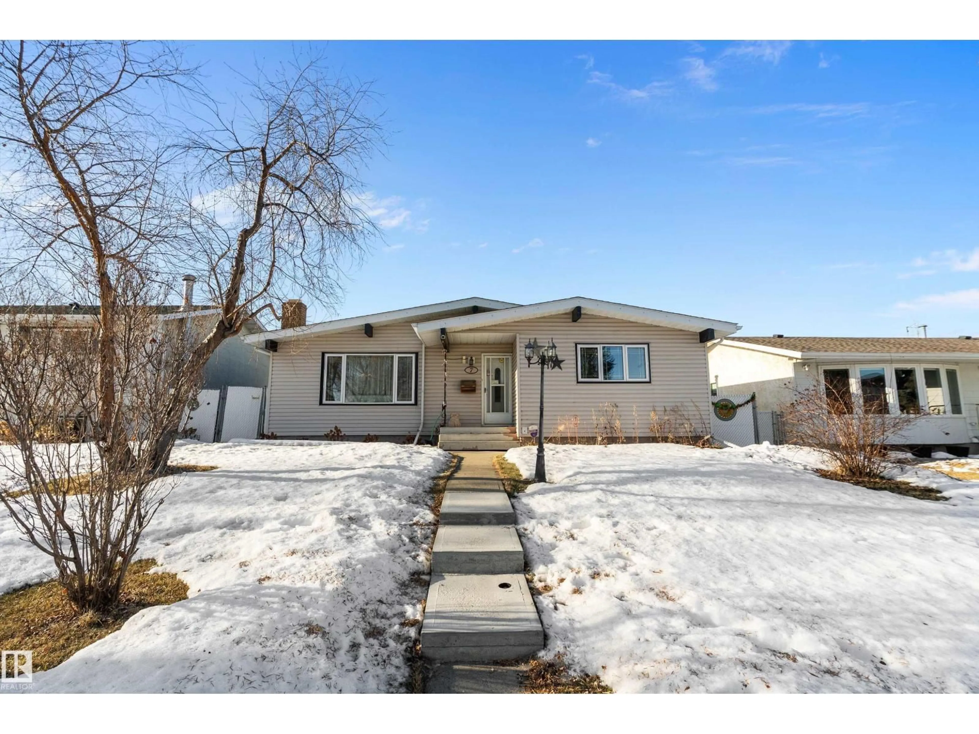 Unknown for 7 MOHAWK CR, Leduc Alberta T9E4G4