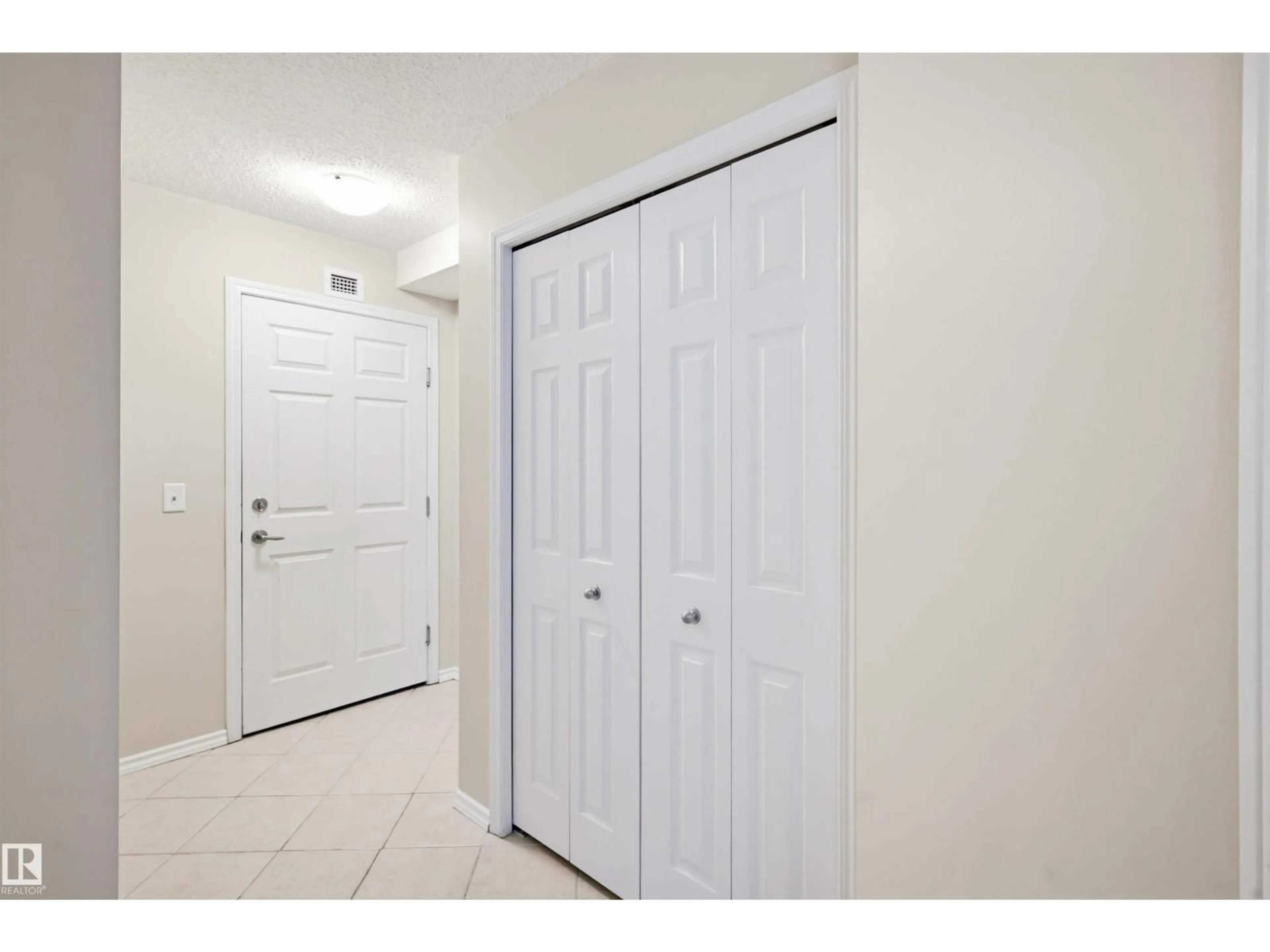 Indoor entryway for #114 - 6921 199 ST, Edmonton Alberta T5T3X7