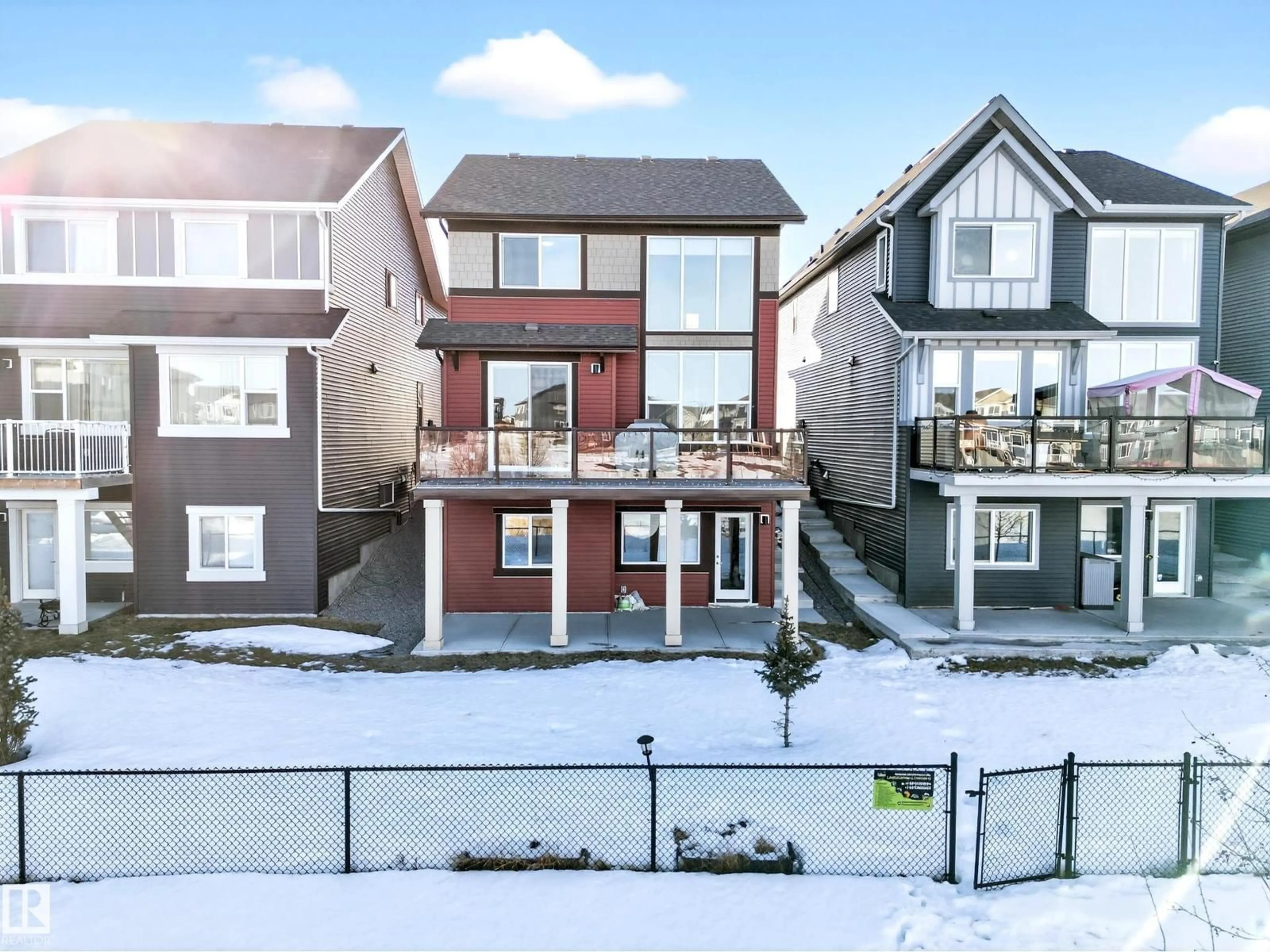 A pic from outside/outdoor area/front of a property/back of a property/a pic from drone, unknown for CI SW - 1575 PLUM CIRCLE, Edmonton Alberta T6X2W9